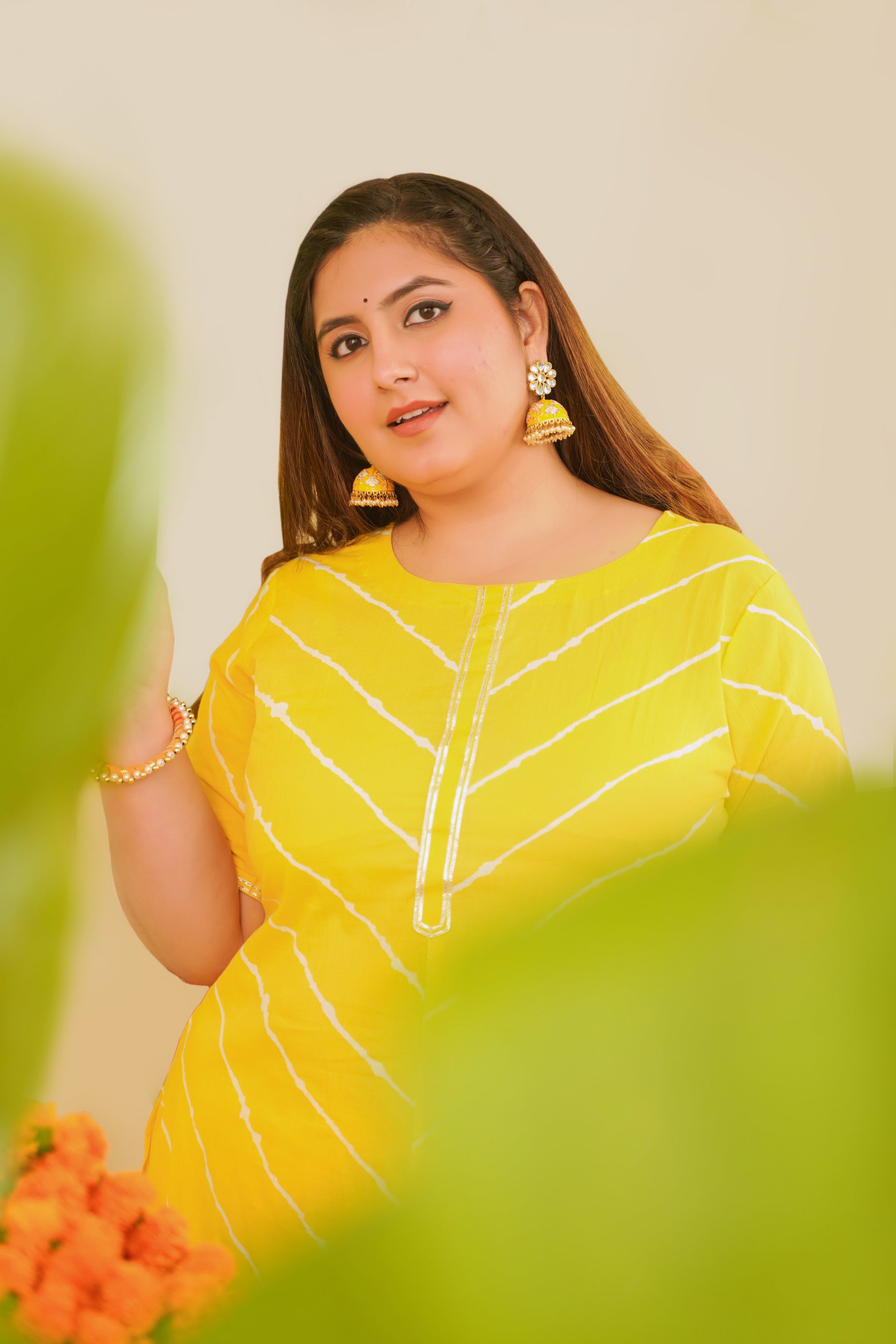 Women's Yellow Leheriya Kurta Set - (Set Of 2) - Nangalia Ruchira