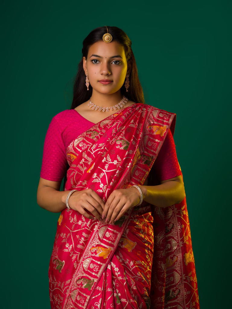 Women's Munga silk Fabric Banarsi Zari weaving saree DC