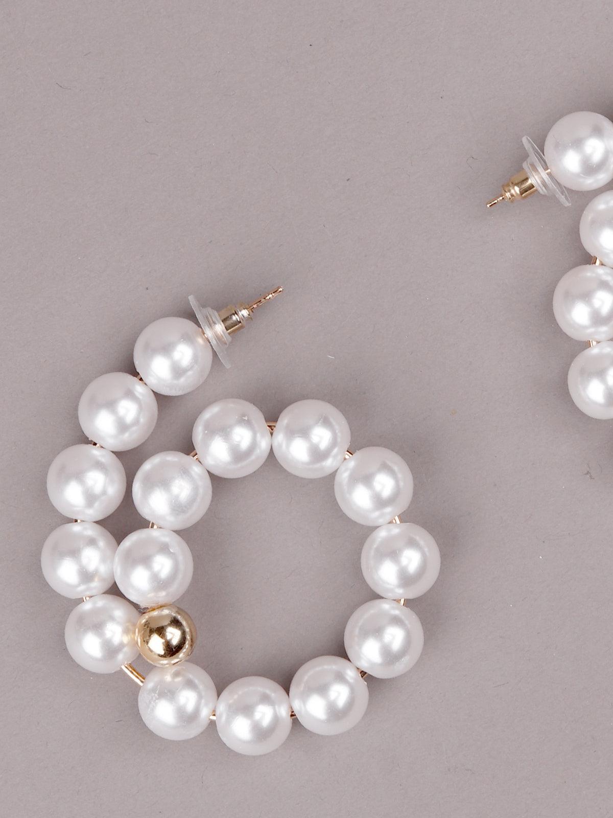Women's Rounded Faux Pearl Statement Earring
