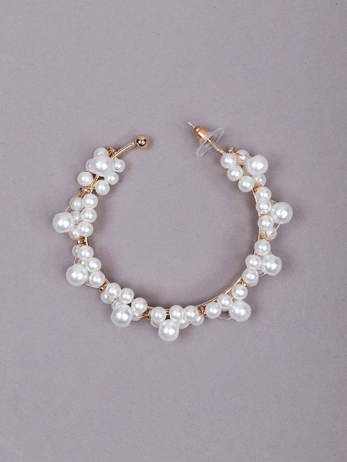 Women's Rounded White Beaded Clustered Earring
