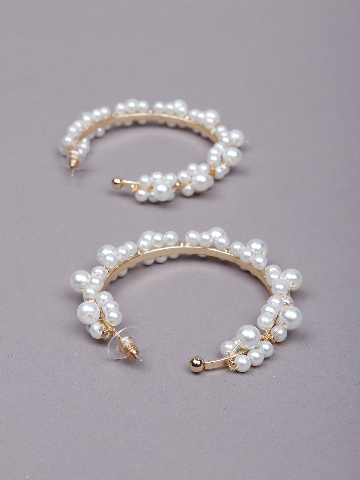 Women's Rounded White Beaded Clustered Earring
