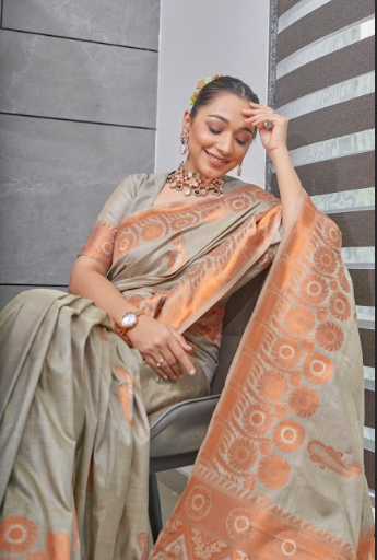 Women's Grey Devika Tussar Silk Copper Zari Woven Saree - TASARIKA
