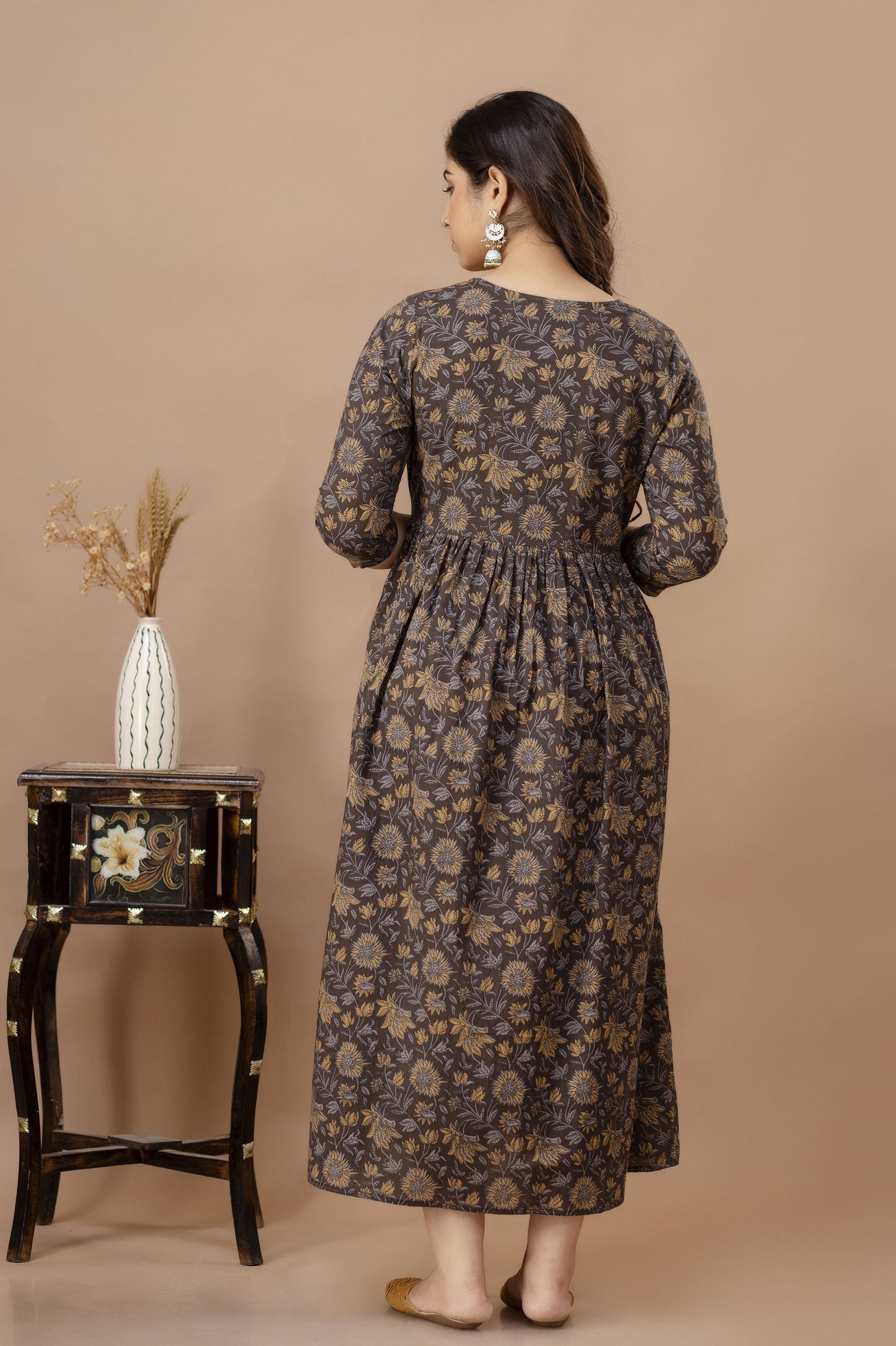 Color_Brown