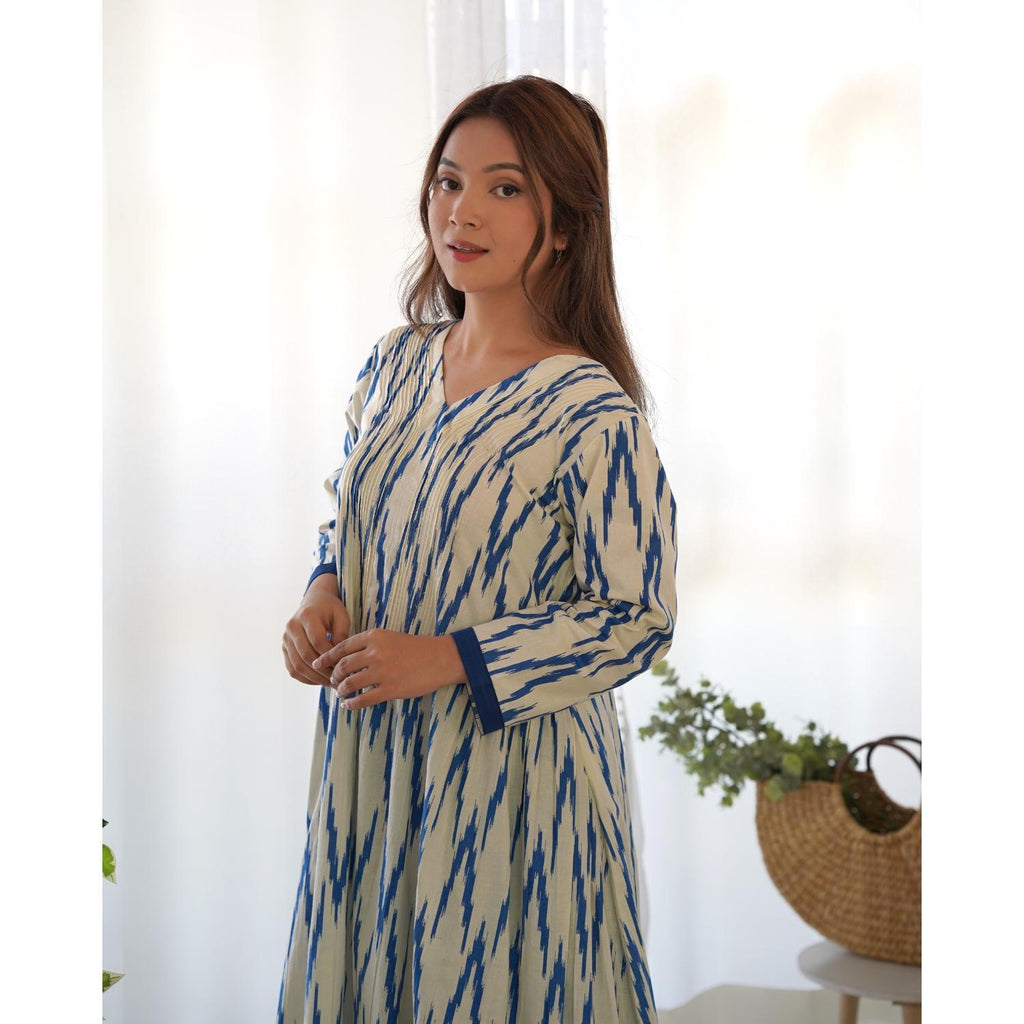 Women's White Ikat Kurta Palazzo Set