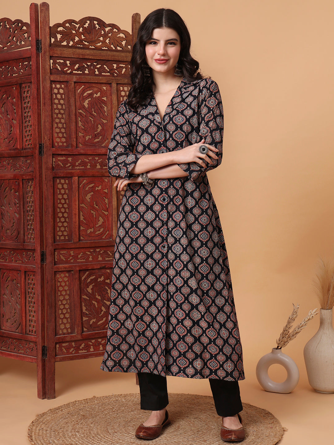 Women's Hand Block Ajrak Print Black Kurta S2000
