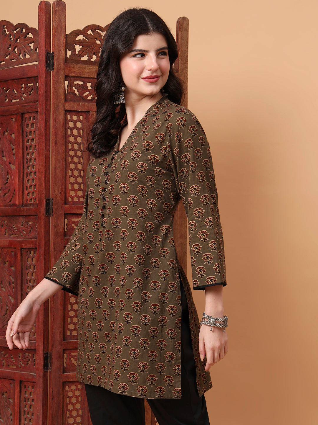 Women's Hand Block Bottle Green Kurti S2003