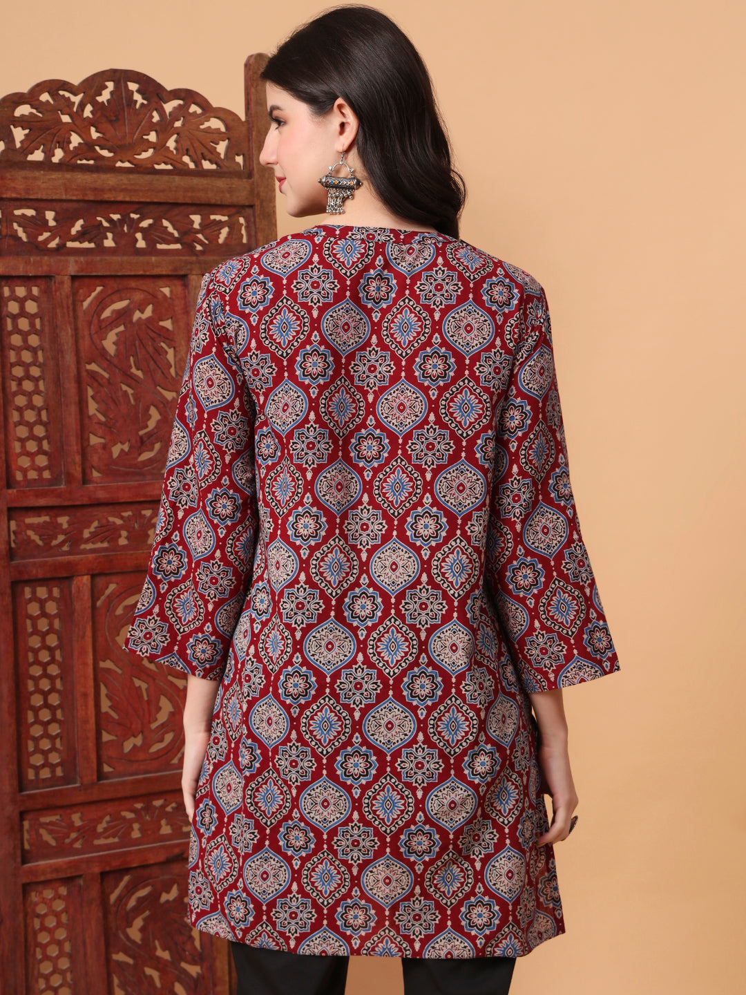 Women's Hand Block Ajrak Printed Kurta S2004
