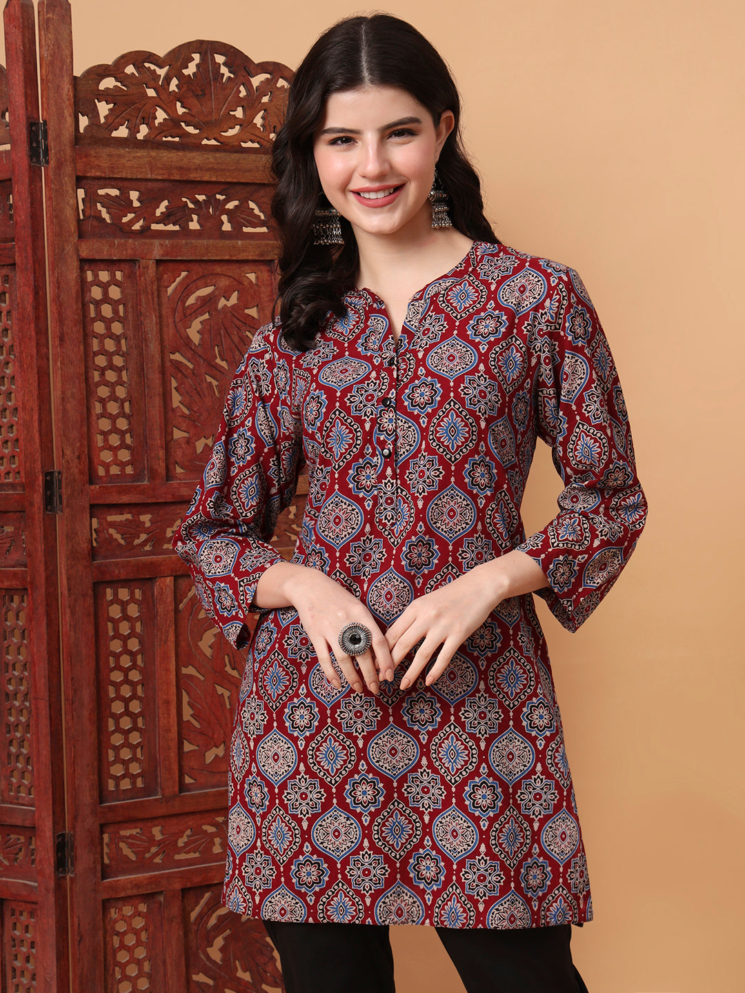 Women's Hand Block Ajrak Printed Kurta S2004