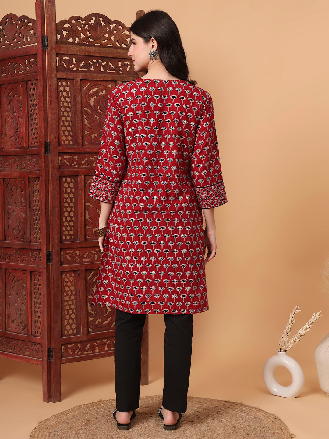 Women's Hand Block Red Color Vegetable Print Kurta S2007