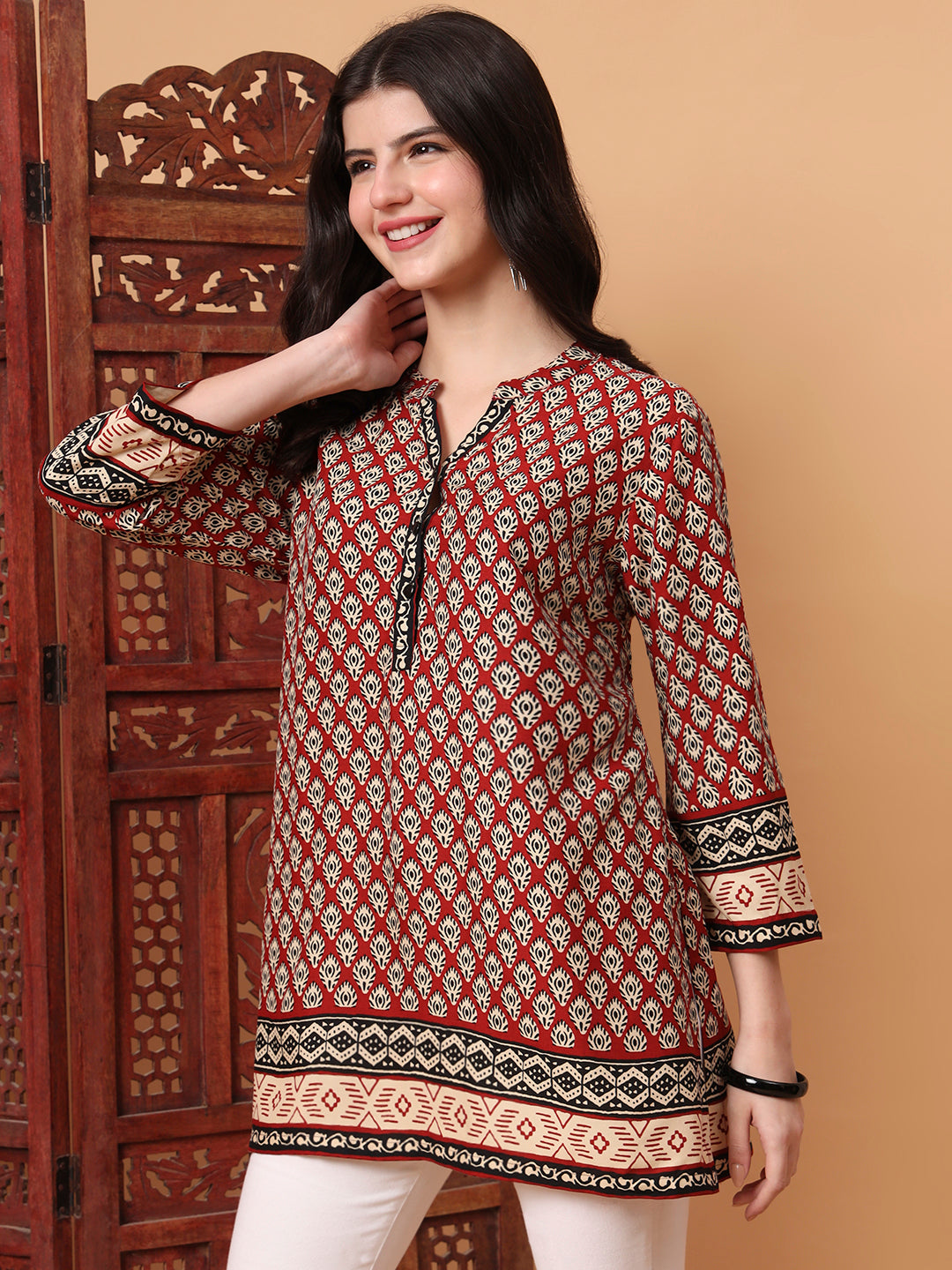 Women's Hand Block Print Beige And Maroon Printed Kurta S2011