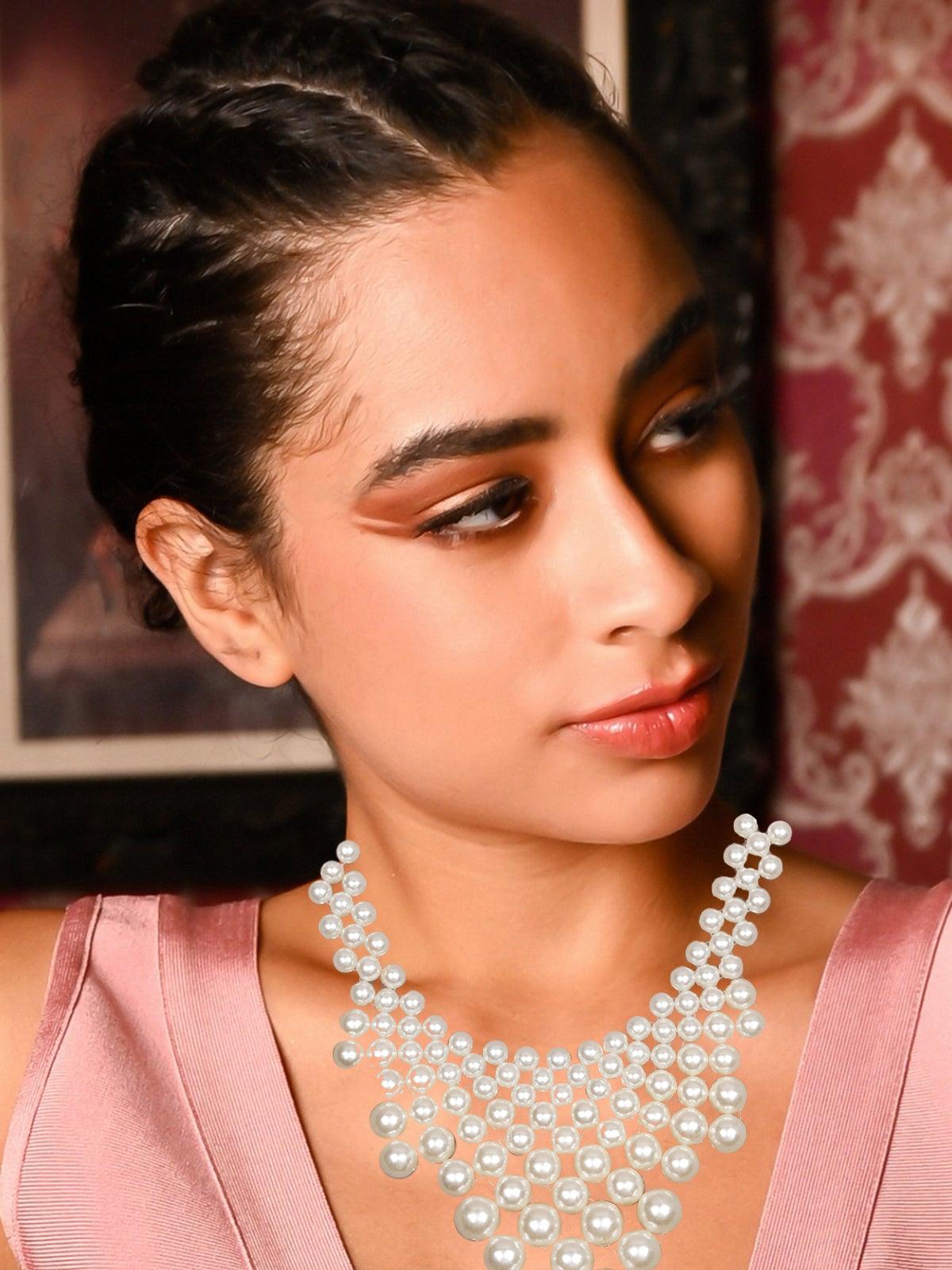 Women's Statement Pearl Necklac