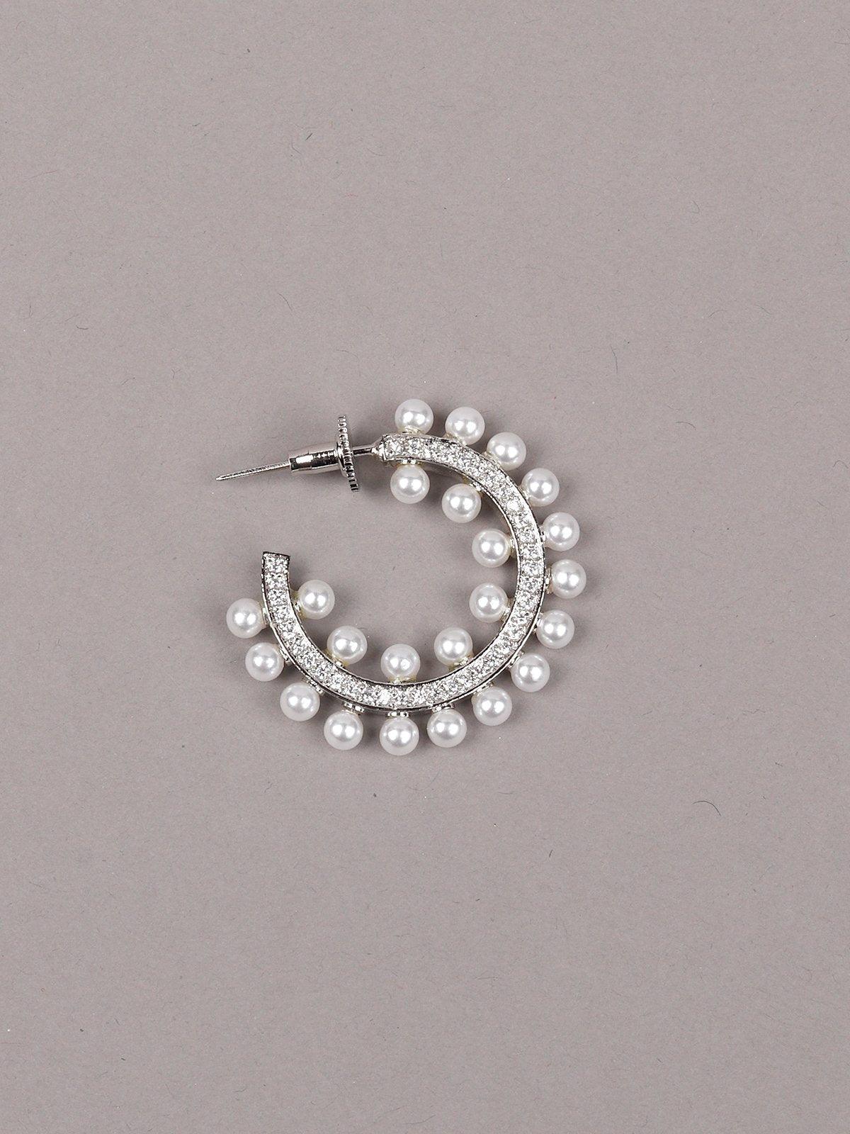 Women's Stunning Crystal And Pearls Embellished Hoop Earring