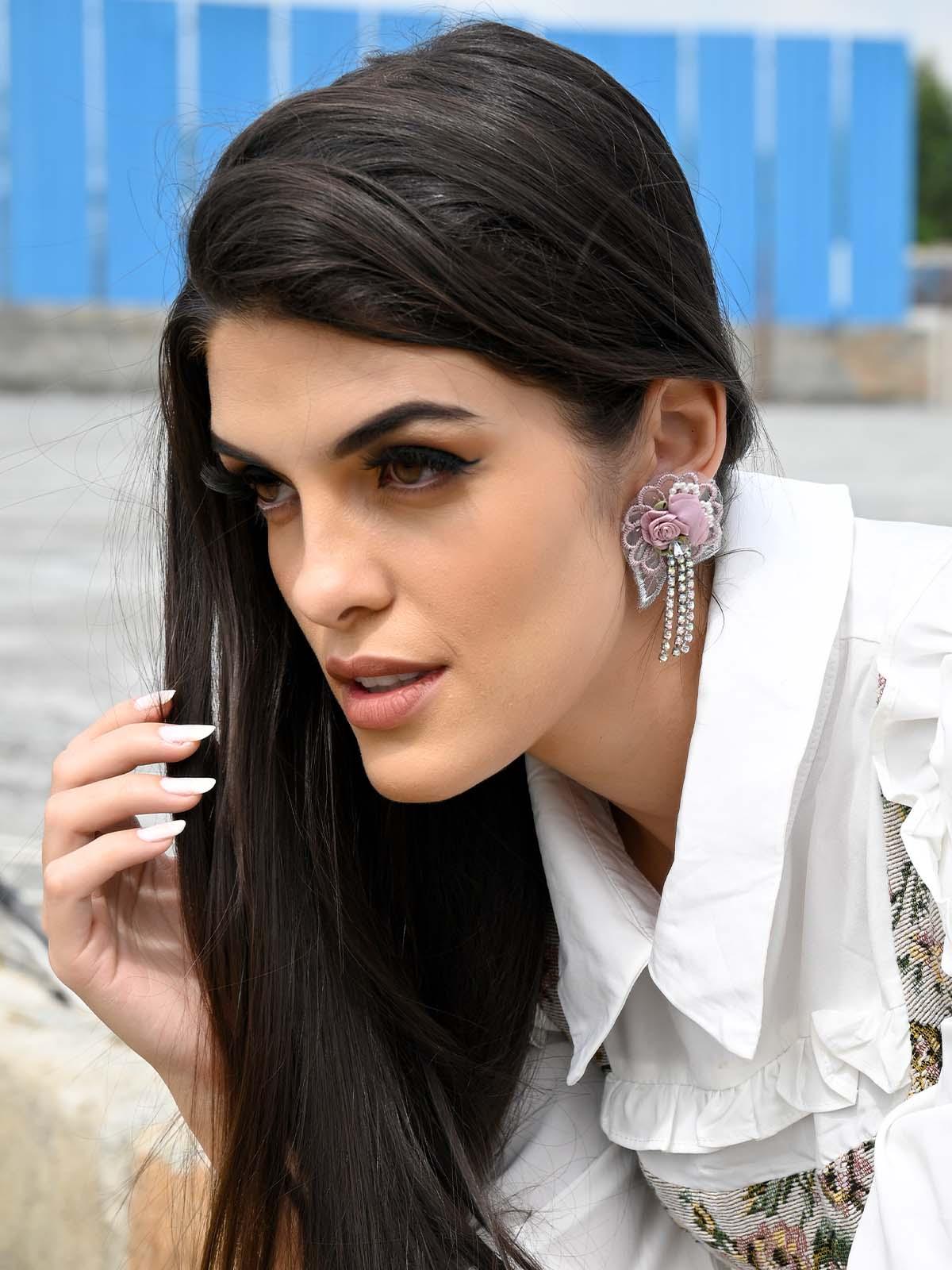 Women's Stunning Floral Lace Earring