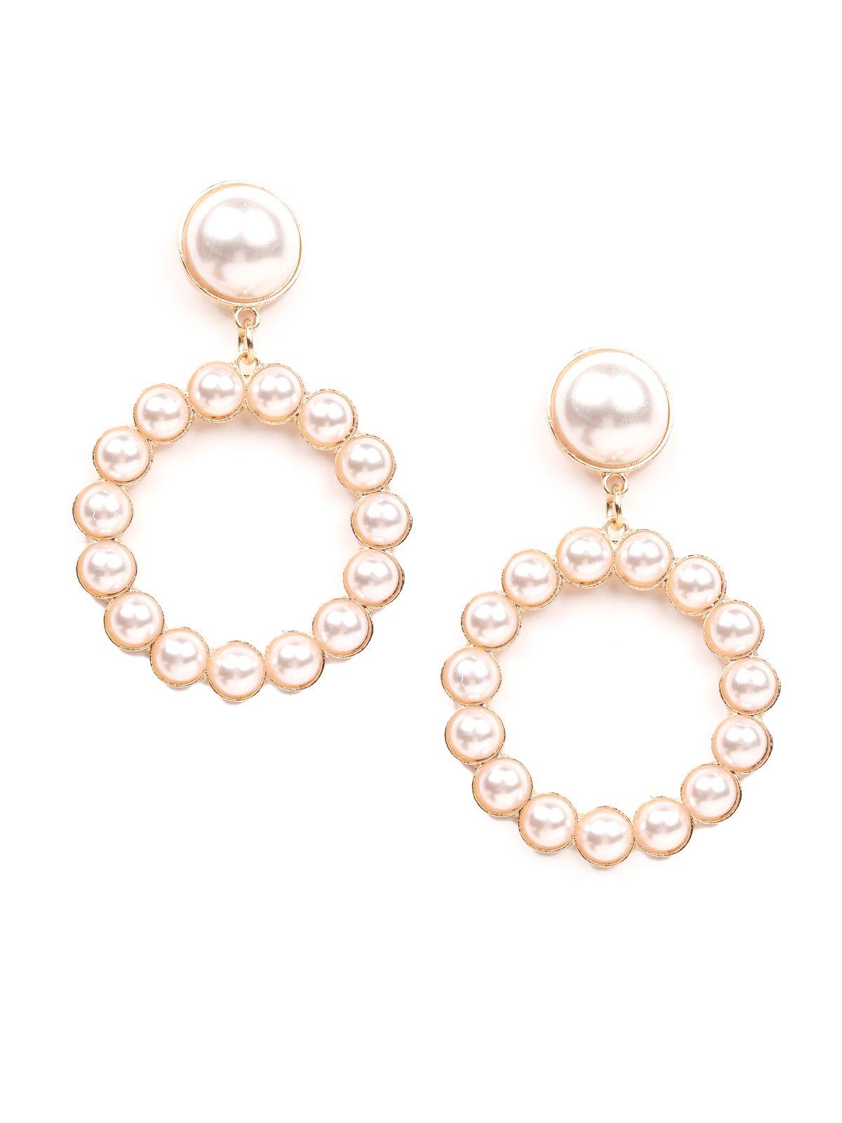 Women's Stunning Pearl-Embellished Hoop Earring