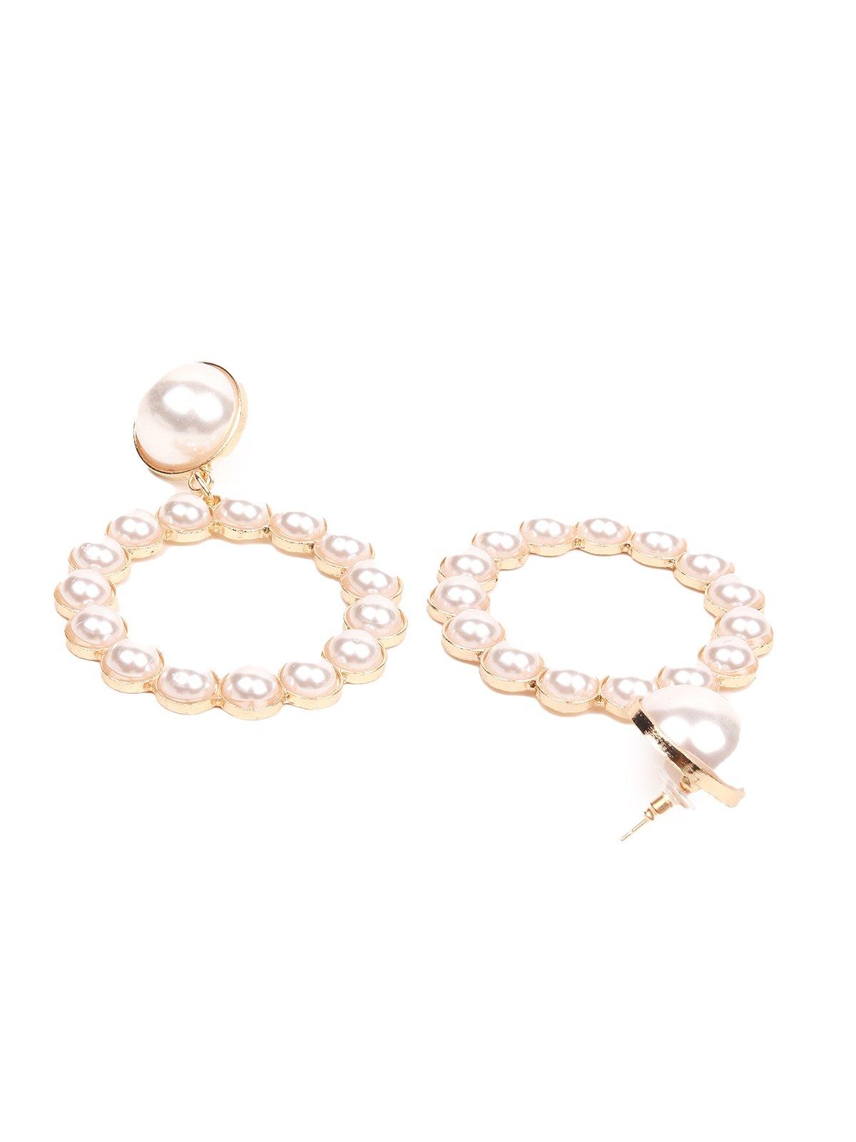 Women's Stunning Pearl-Embellished Hoop Earring