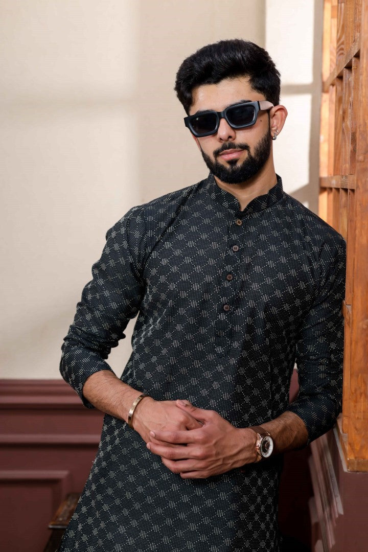 Men's Black Cotton Solid Kurta - Panjari Store