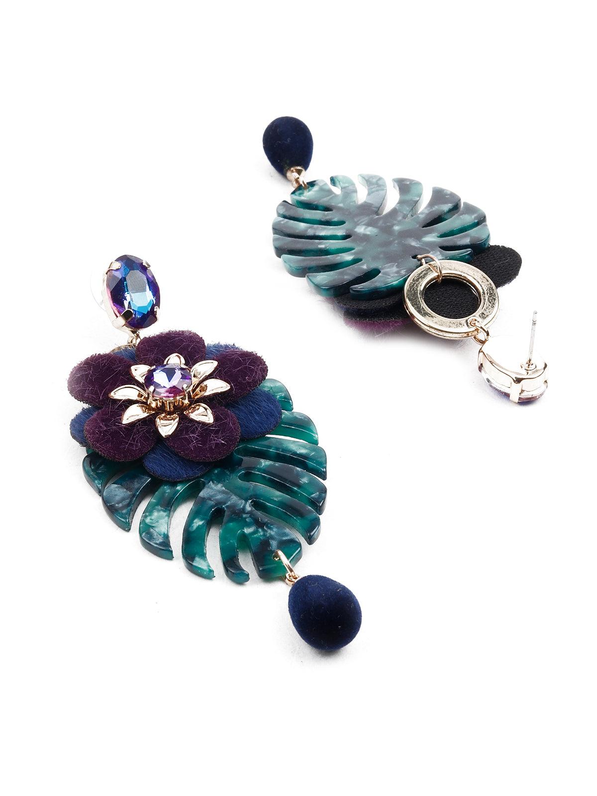 Women's Stylish Green Leaf Dangle Earring