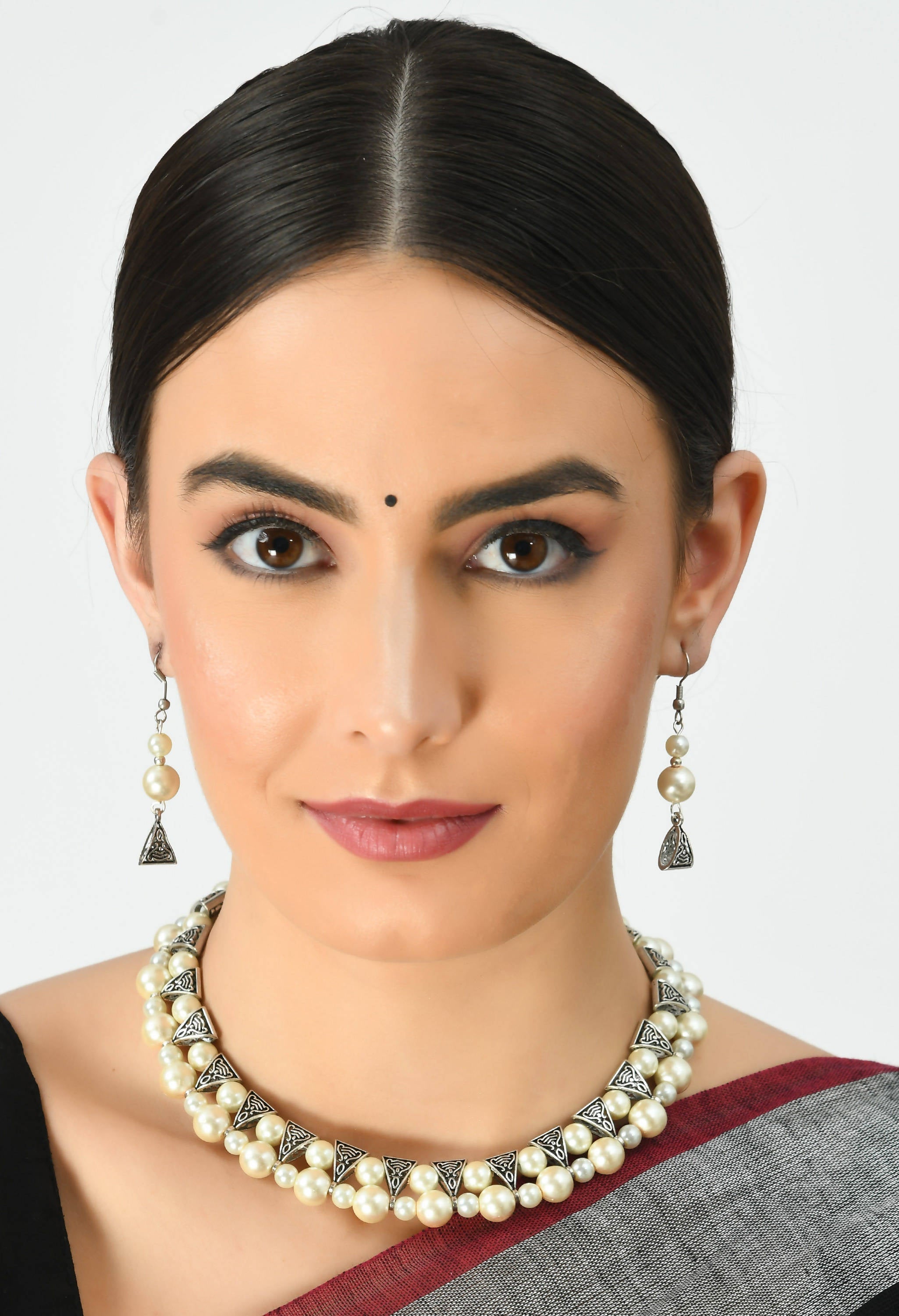 Kamal Johar Traditional Design Pearls Necklace Set Mangal