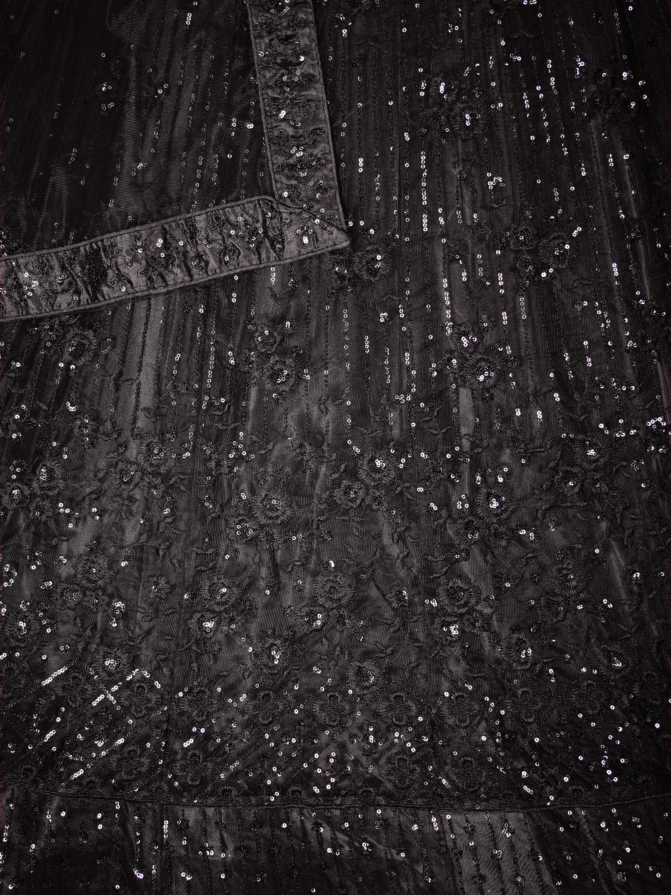 Color_Black