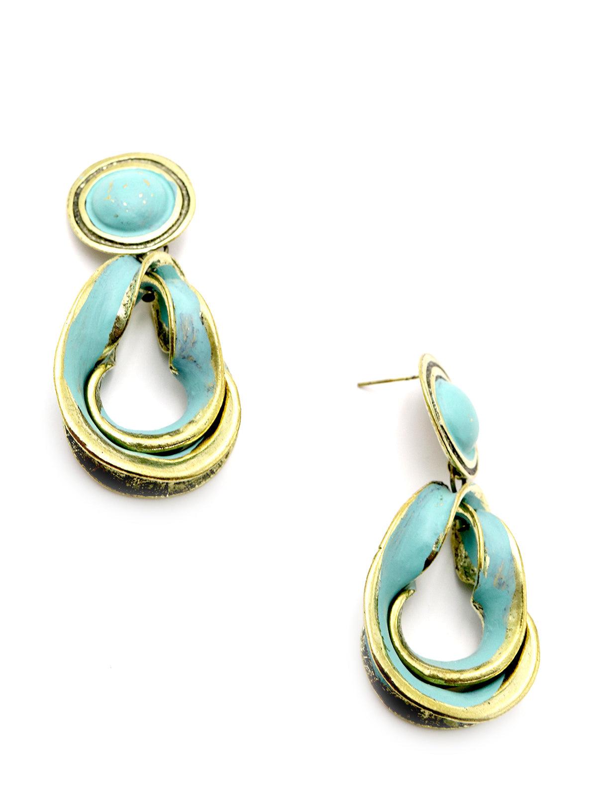 Women's Ultra-Modern Green Tinted Dangle Earring