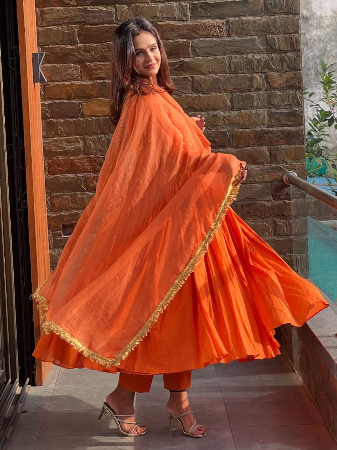 Color_Orange
