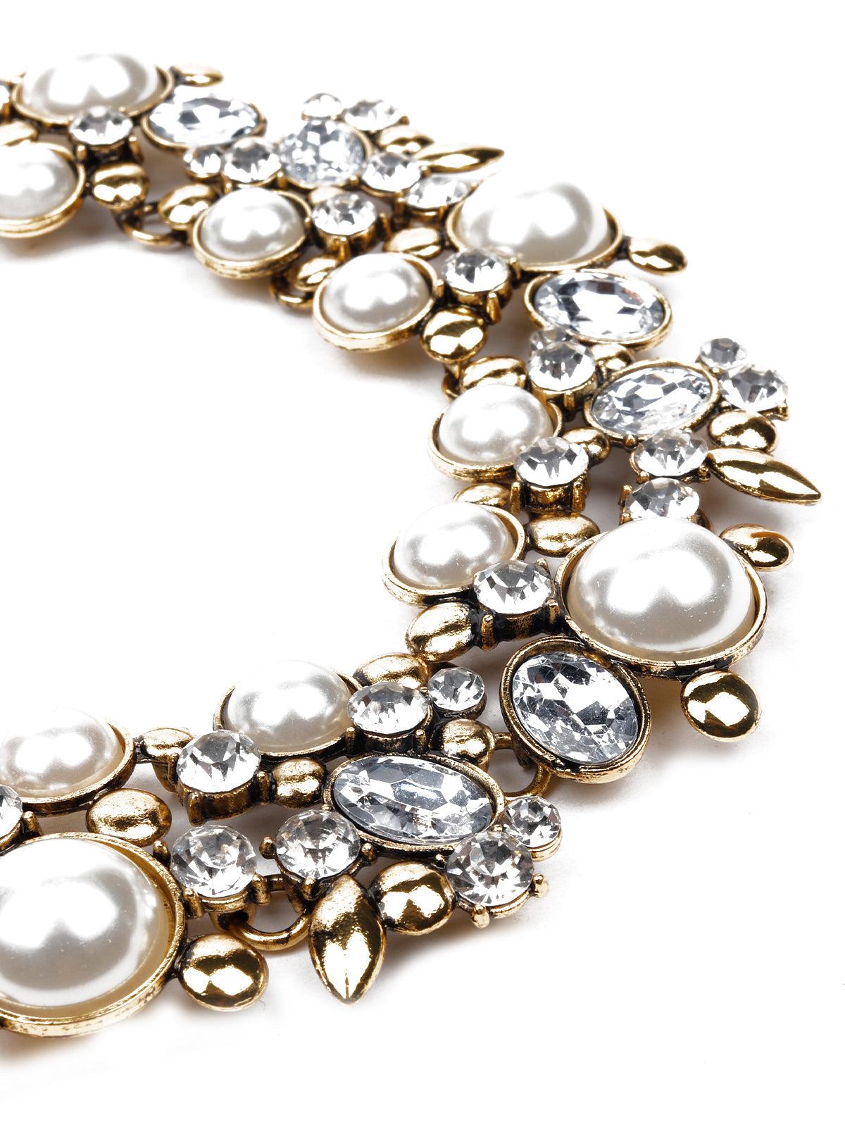 Women's Very Elegant Rounded Embellished With Crystals And Pearls Necklac