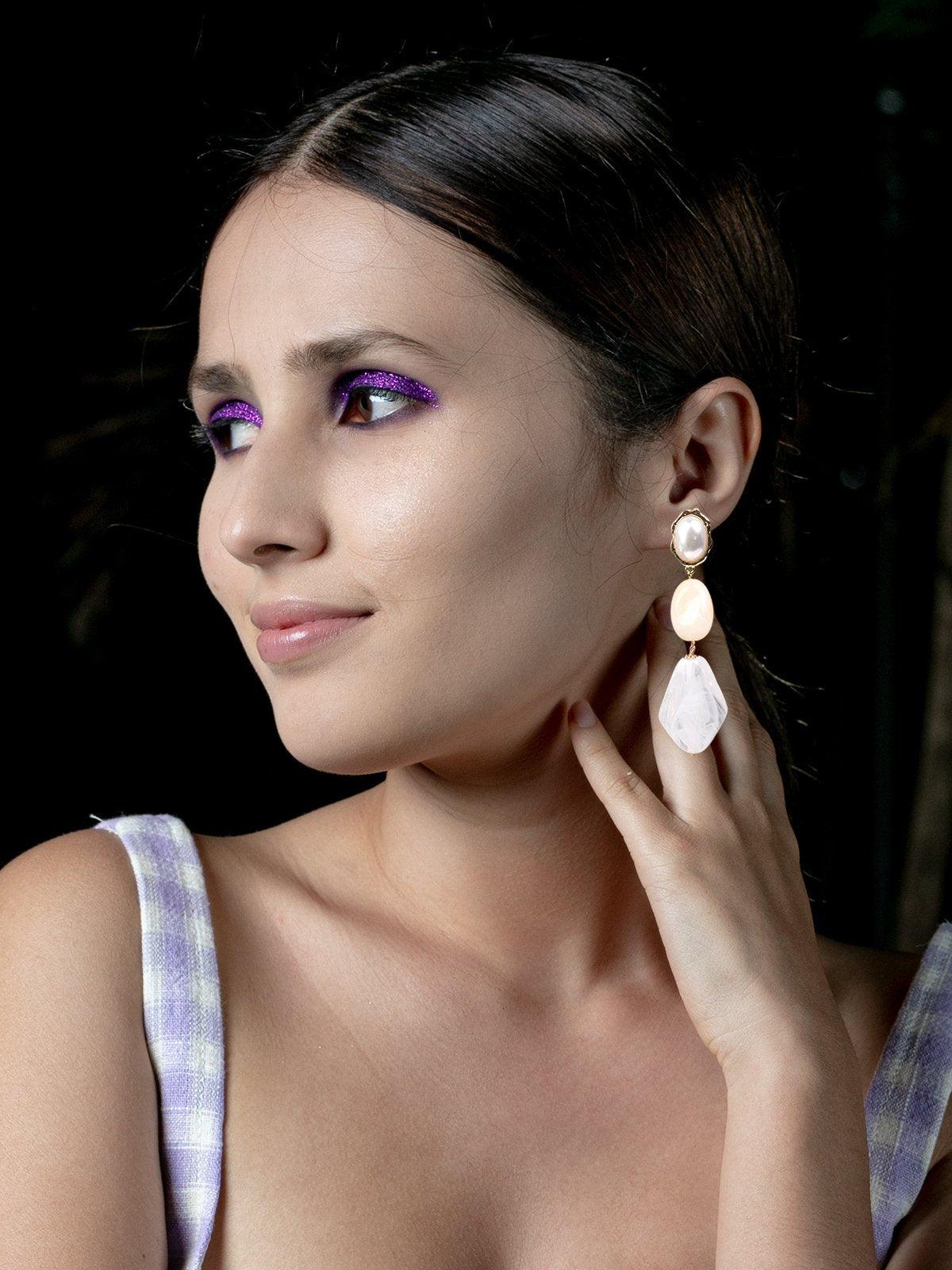 Women's White And Cream Coloured Three Interlinked Stoned Earring