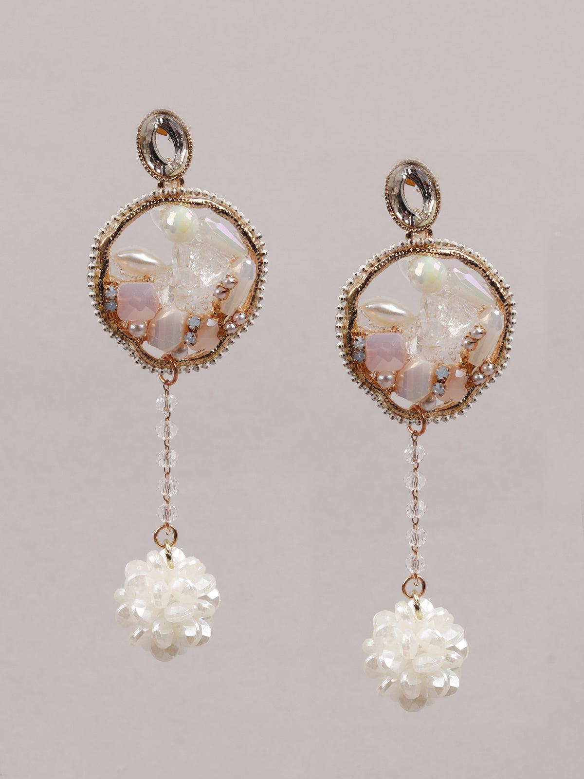 Women's White And Gold Dangle Earring
