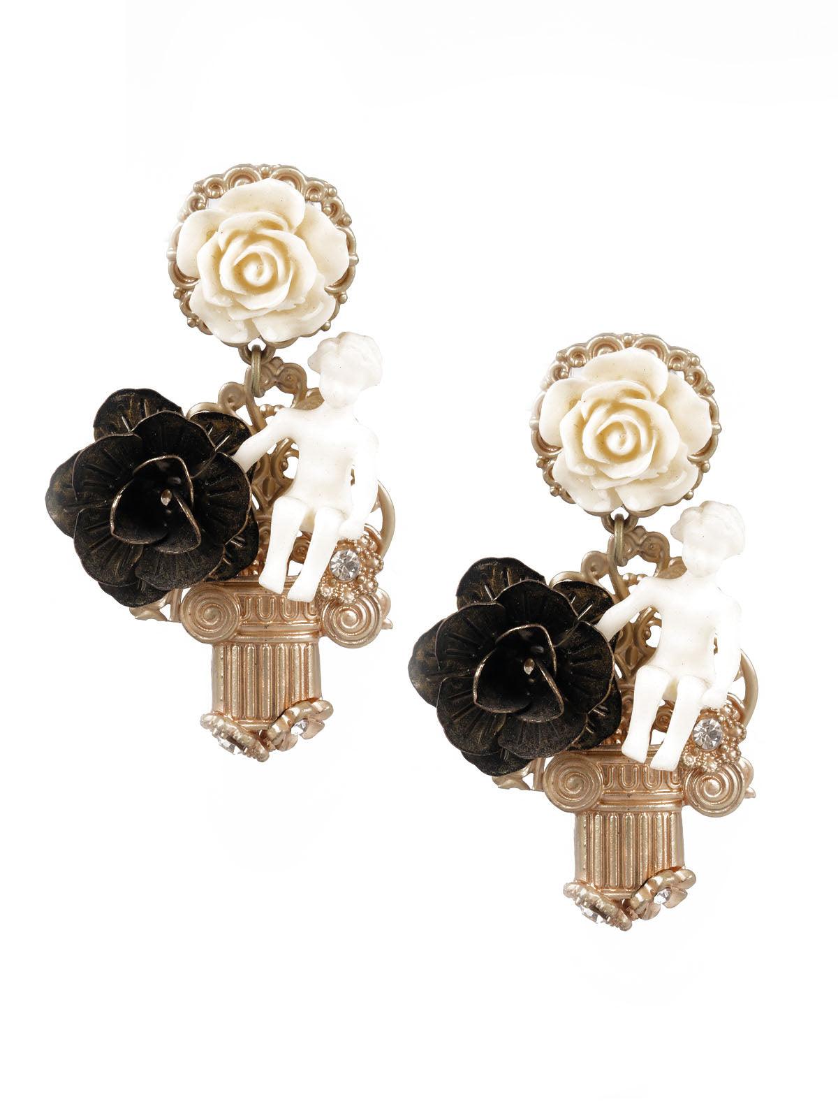 Women's White And Gold Dangle Earring