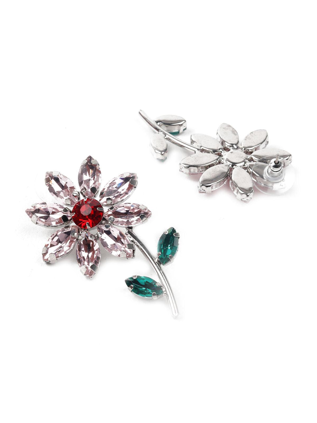 Women's White Floral Stud Earrin