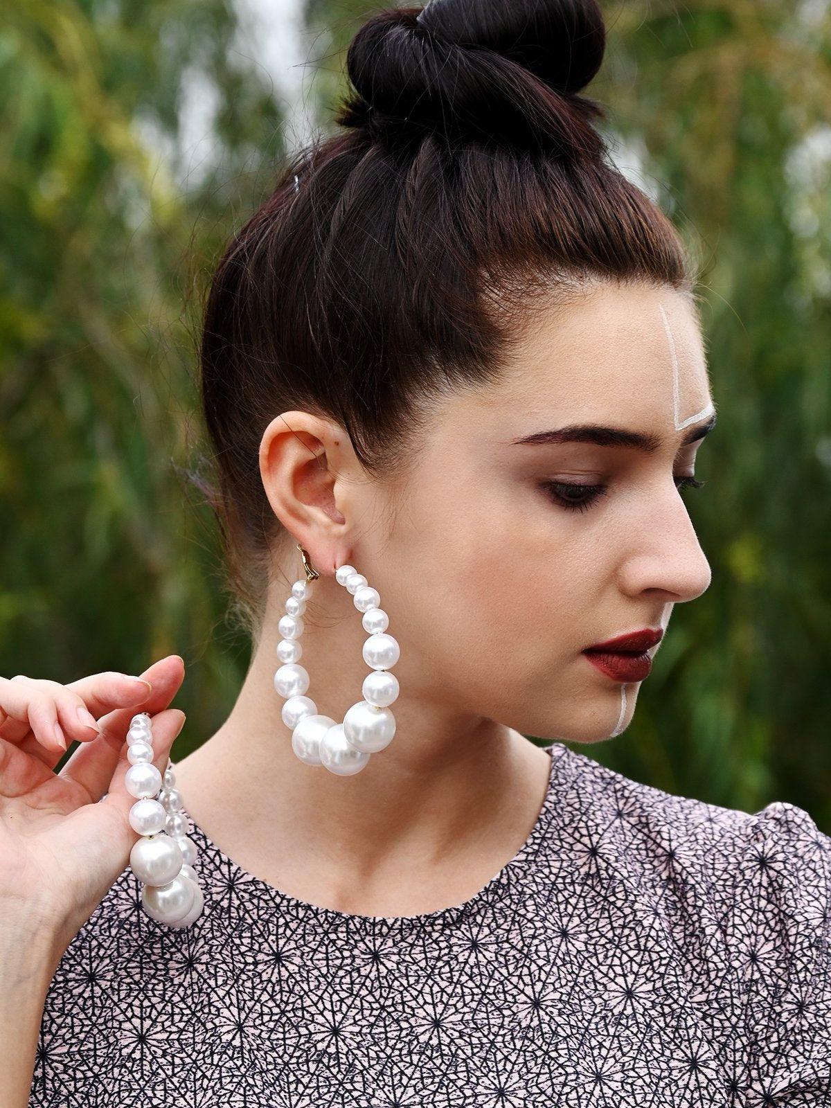 Women's White Pearl Dangly Hoop