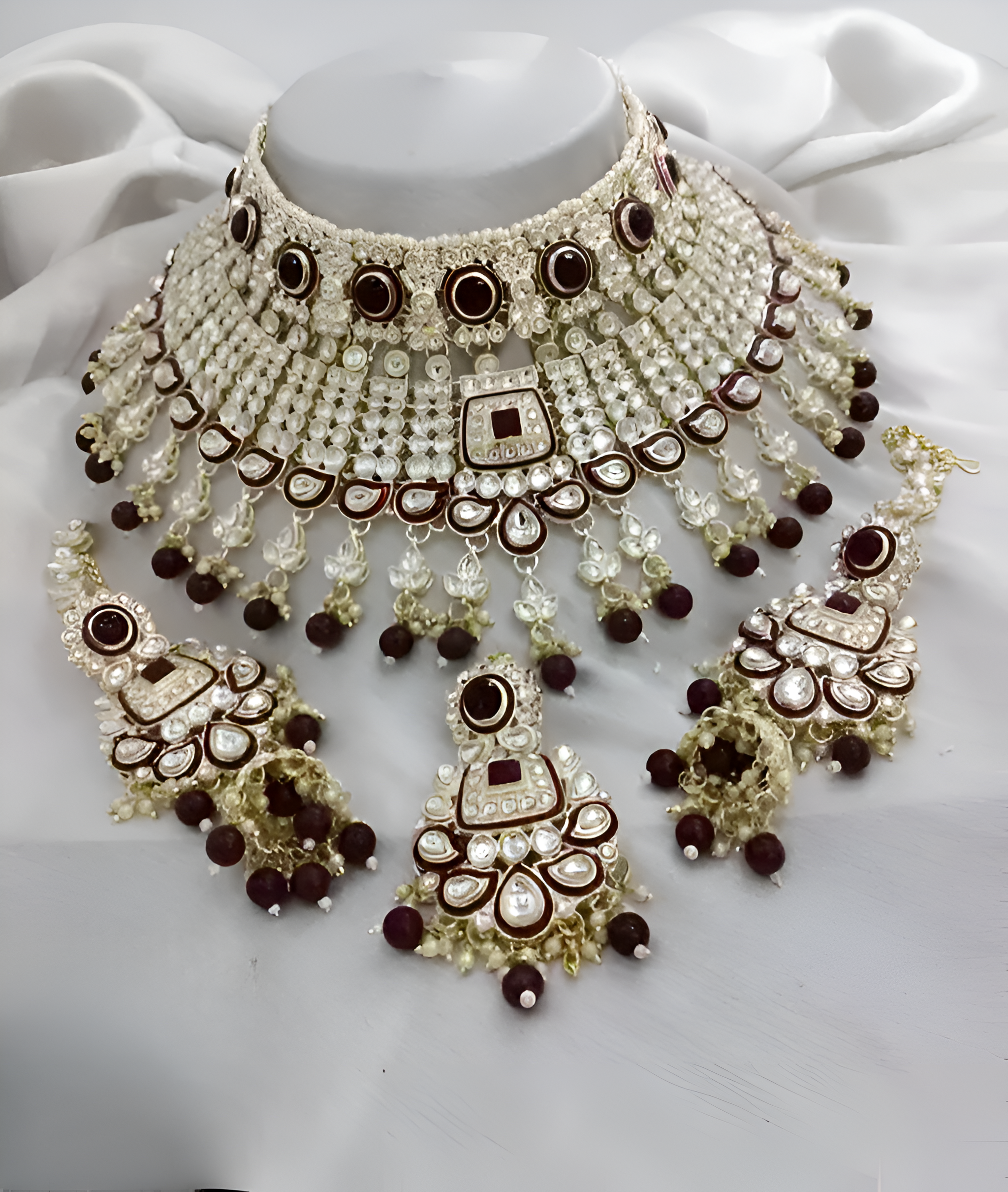 Color_Maroon