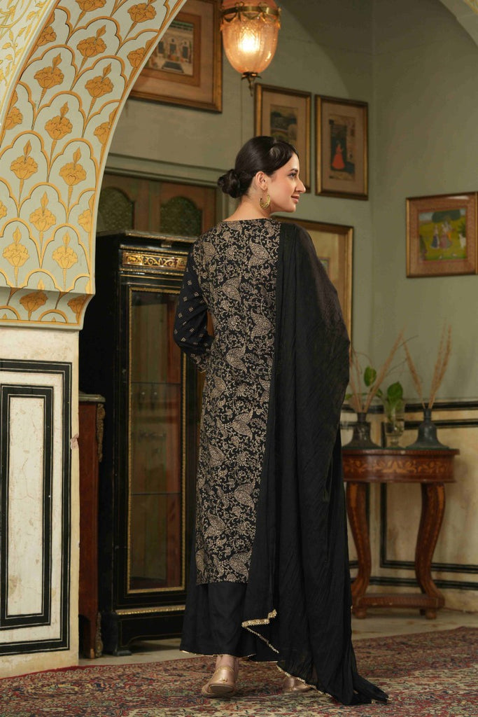 Women's Black Viscose Rayon Embroidered Kurta Set