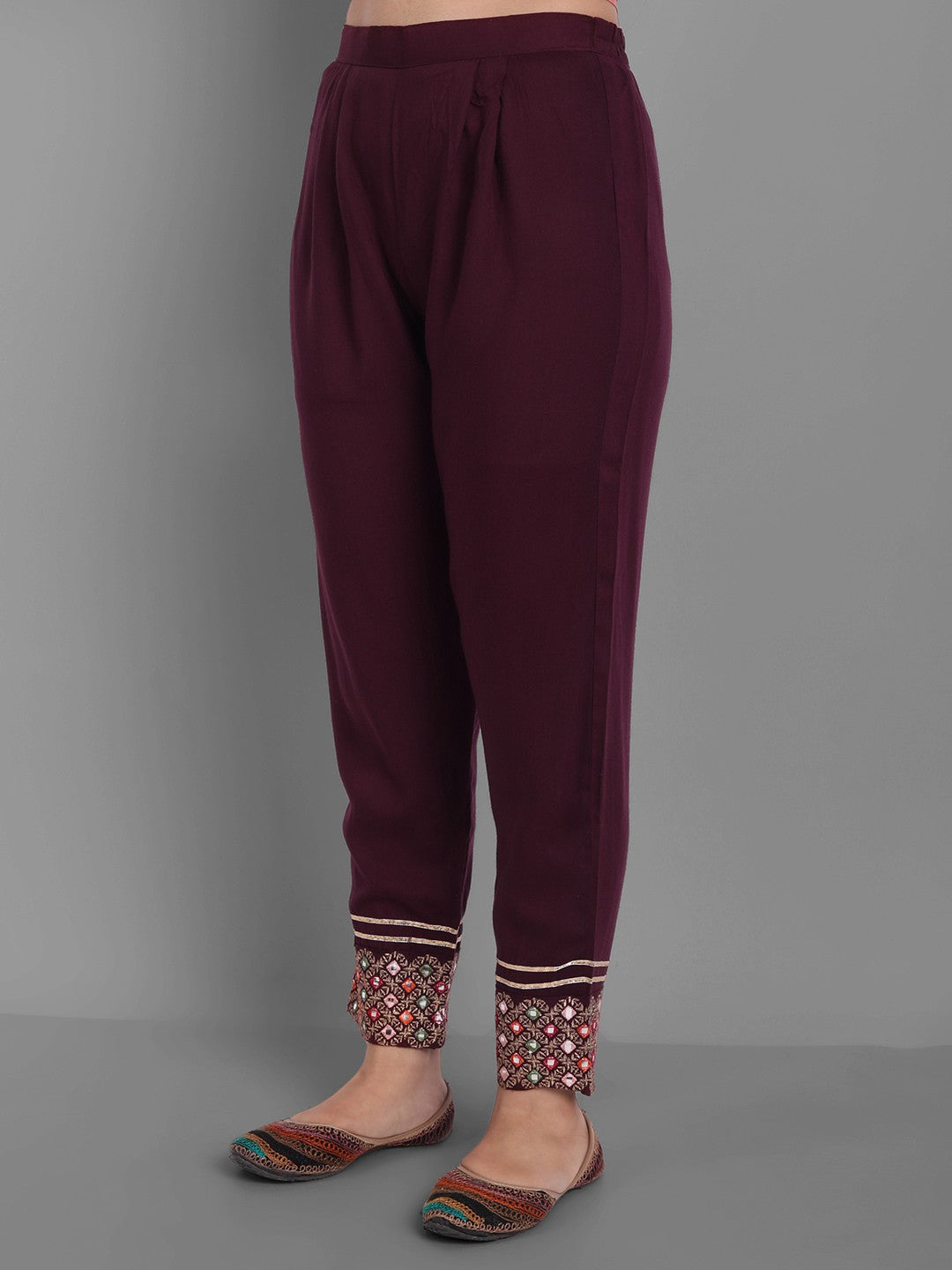 Color_Maroon