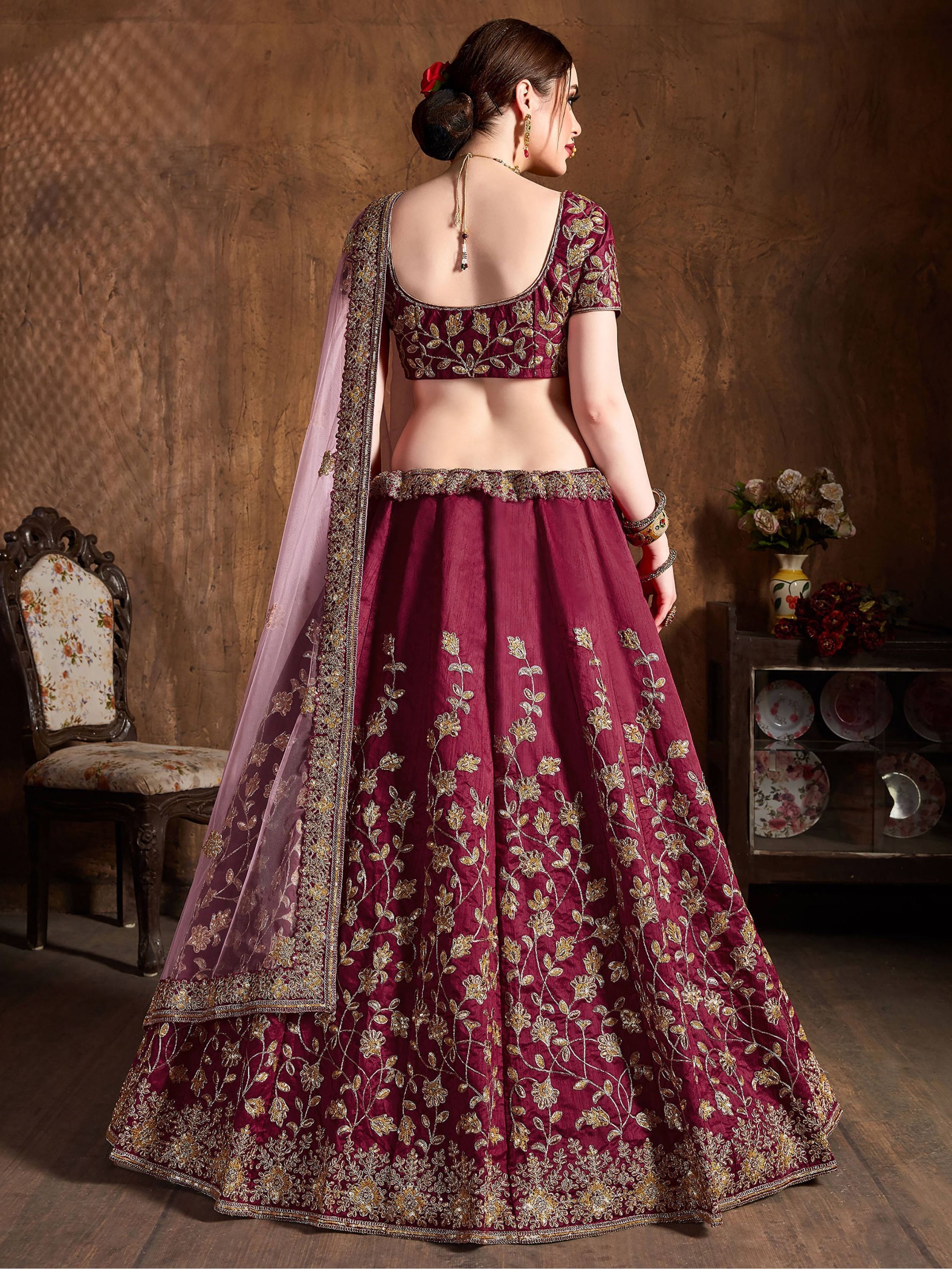 Color_Maroon