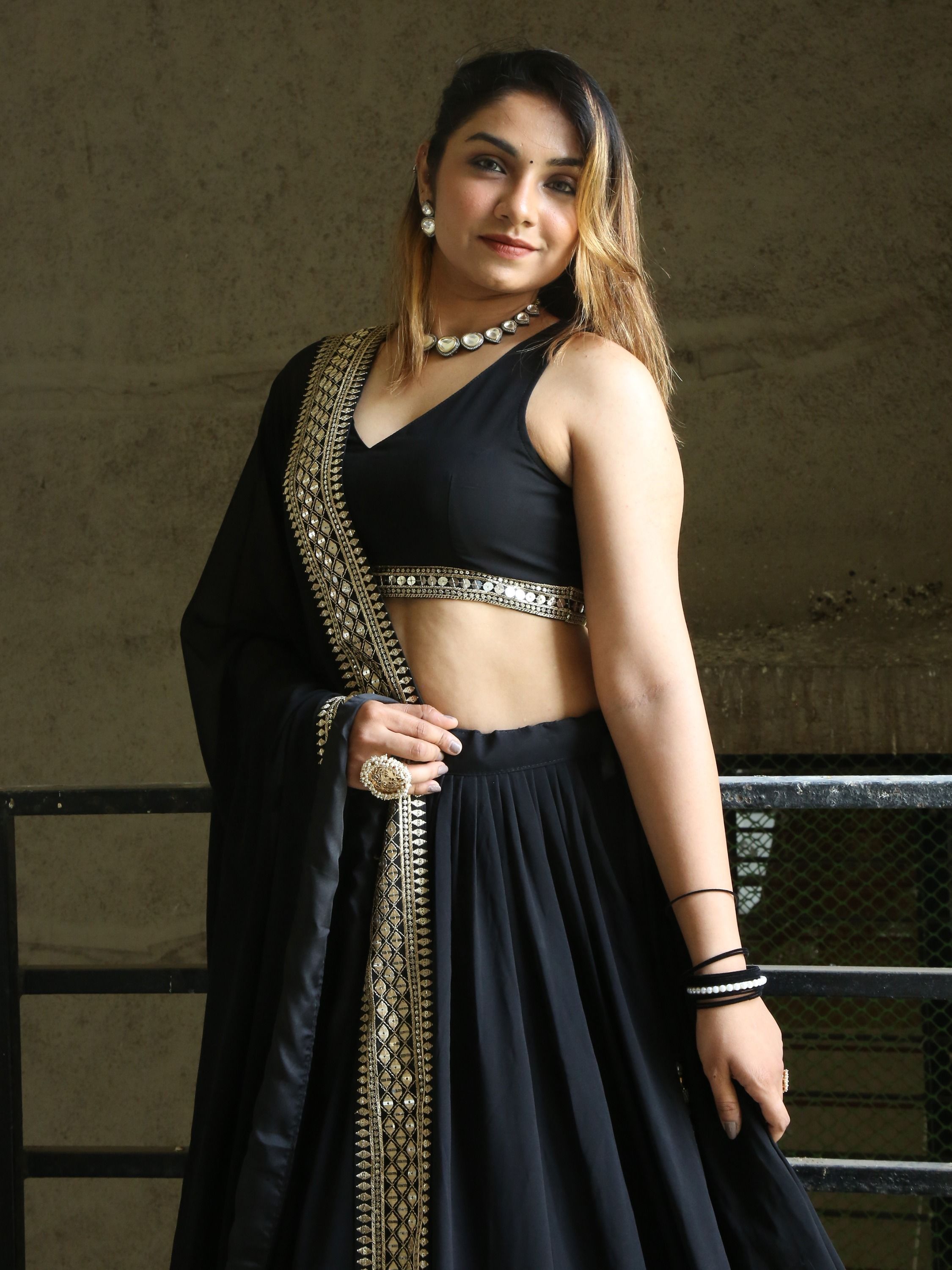 Color_Black