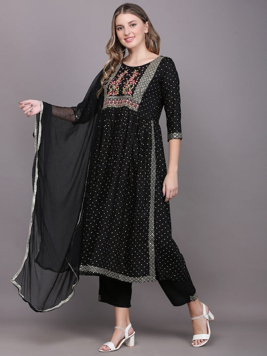 Women's Black Floral Yoke Design Thread Work Kurta With Palazzos & With Dupatta