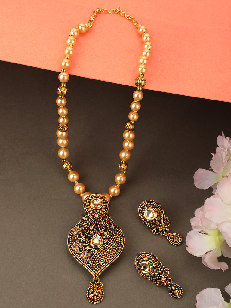 Women's Antique Gold Plated Traditional Pendant Set With Pearl String