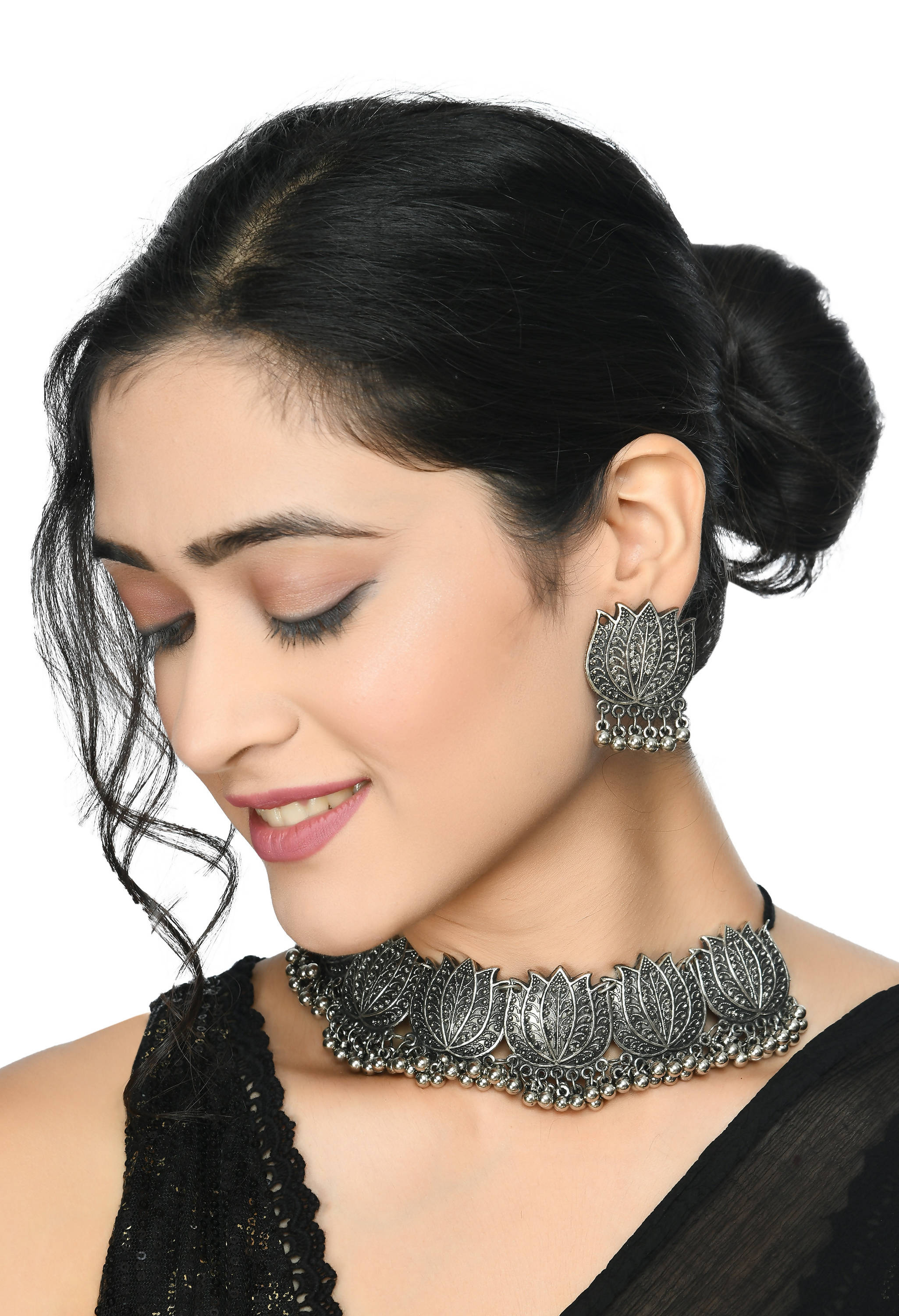 Trendia Silver-Plated Oxidised Lotus Design Necklace with Earrings Jkms_061