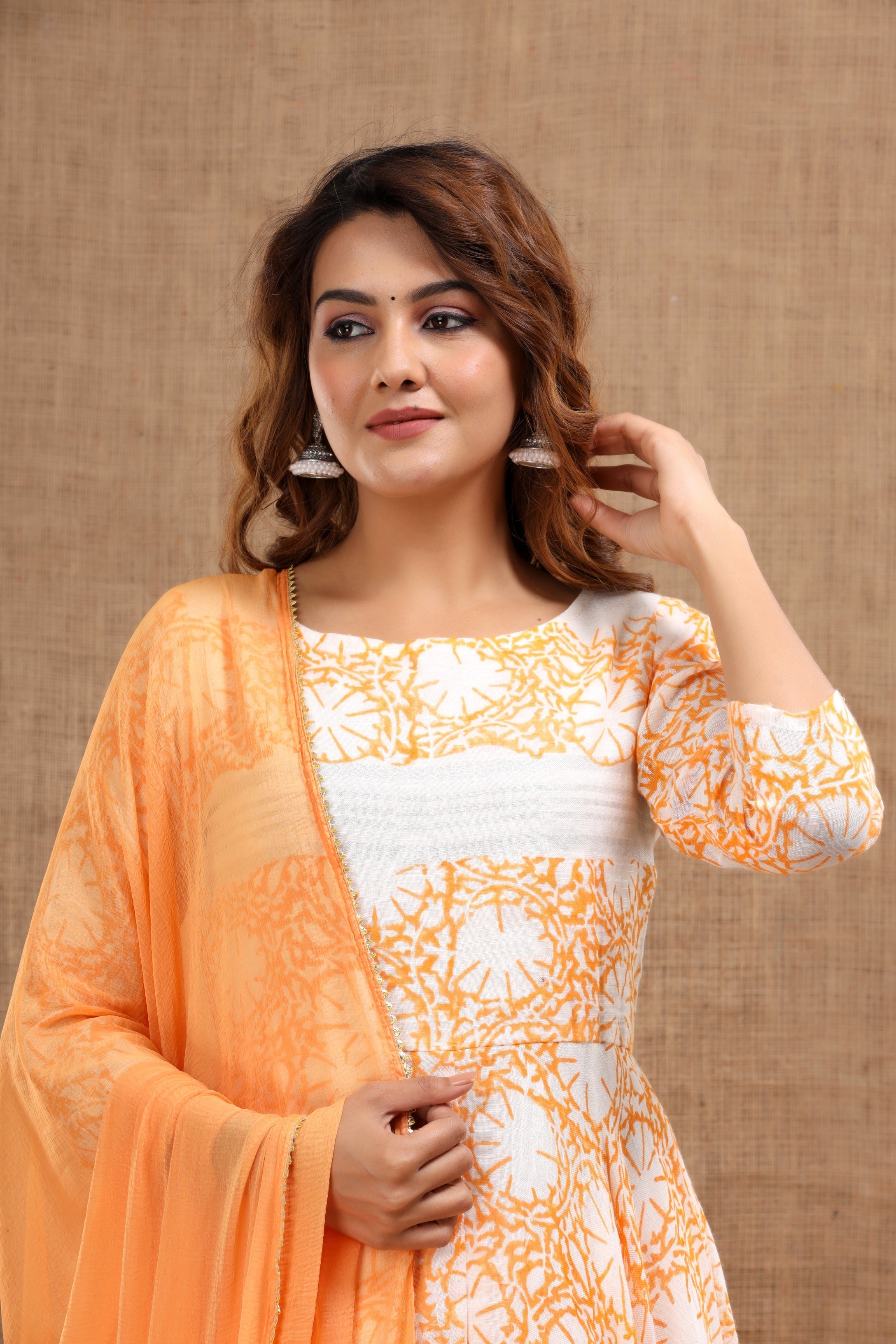 Women's Vaayu Cotton Gota Yellow Suit With Dupatta Set - Saras The Label