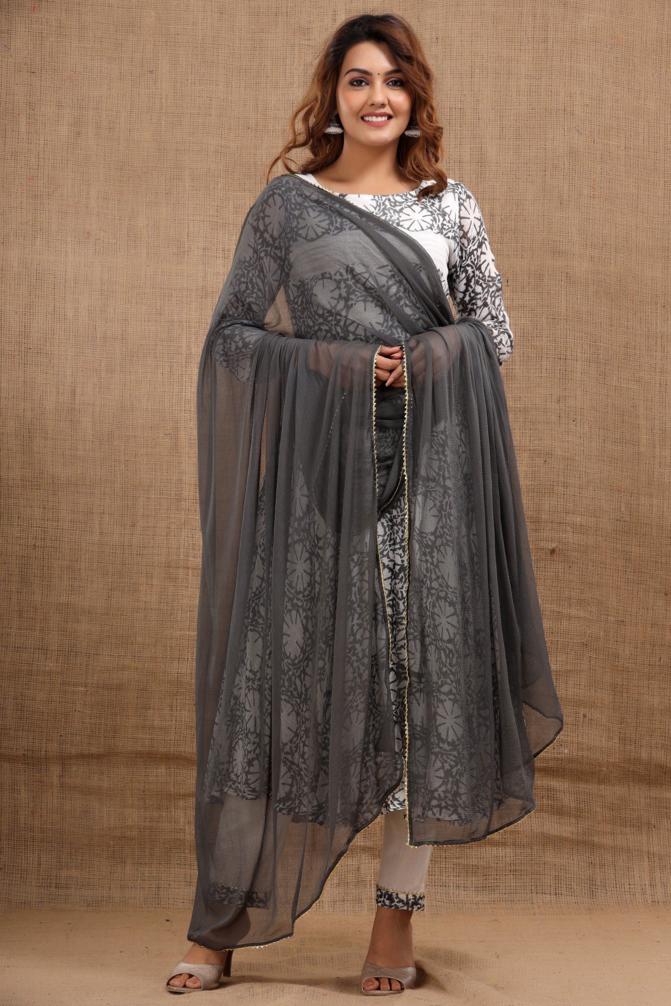 Women's Verb Cotton Gota Black Suit With Dupatta Set - Saras The Label
