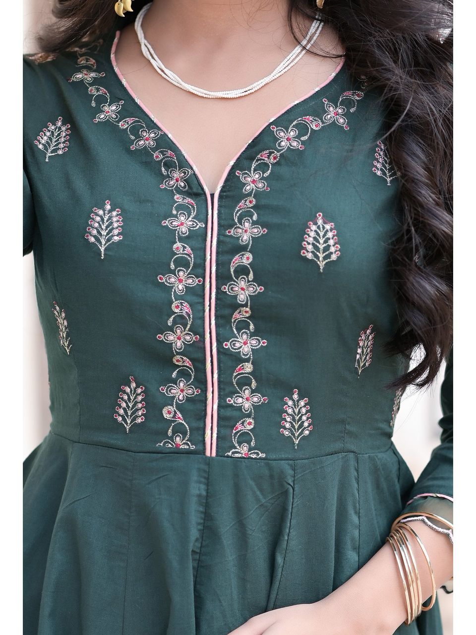 Women's Metisse Green Embroidery Kalidar Anarkali Set - Hatheli