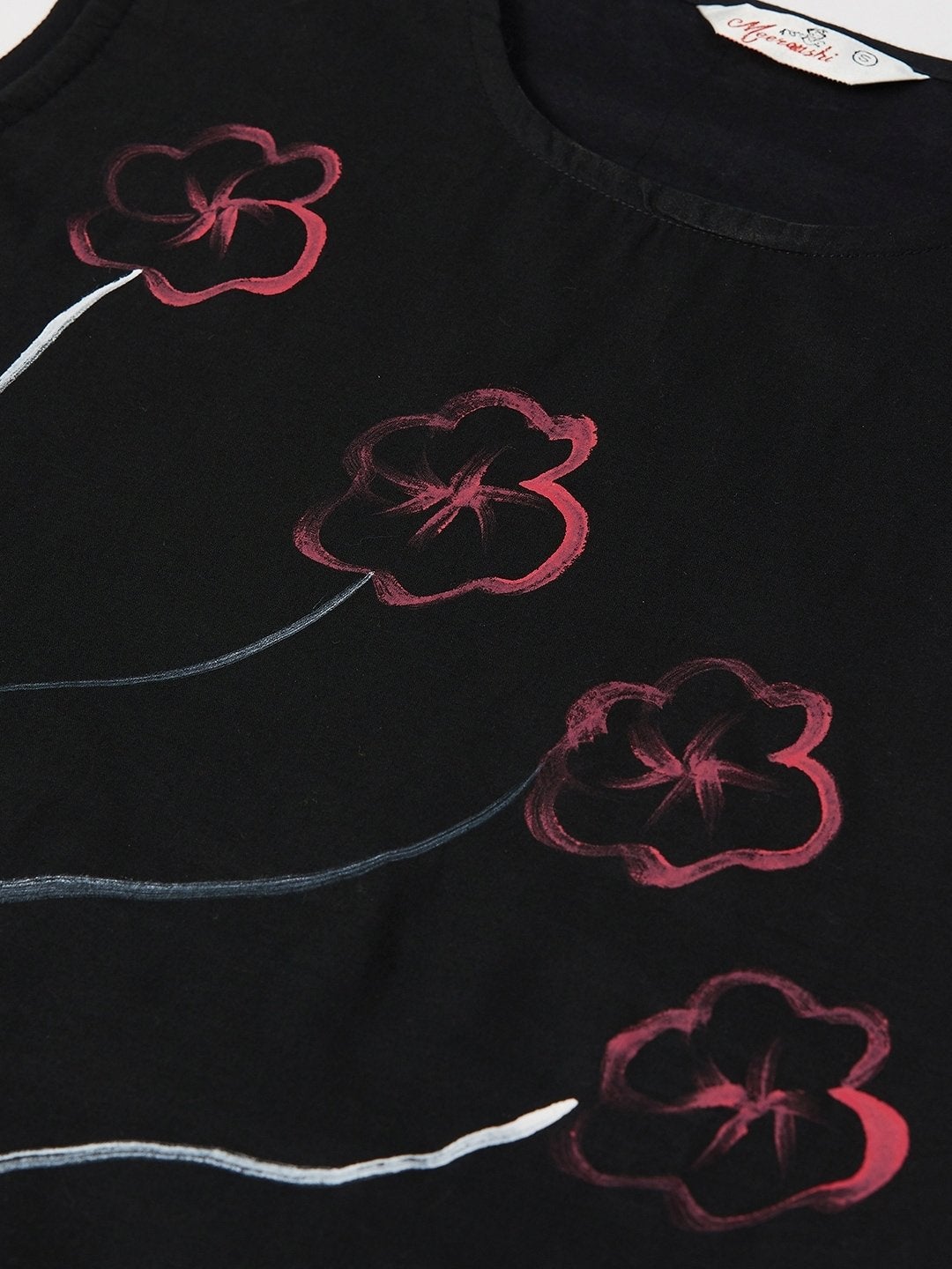 Women's Black & Pink Floral Printed Straight Kurta - Meeranshi