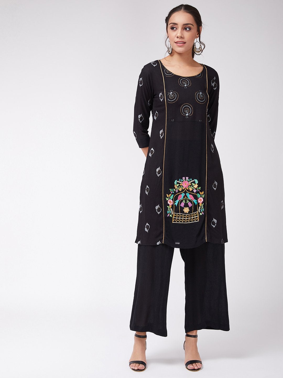 Women's Straight Fit Quirky Embroidered Kurta With Pants - Pannkh