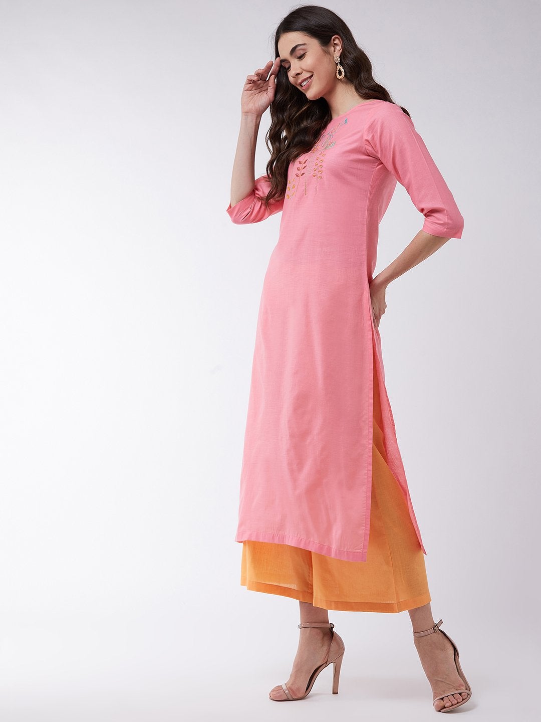 Women's Pink Embroidered Quarter Sleeves Kurta With Pants - Pannkh