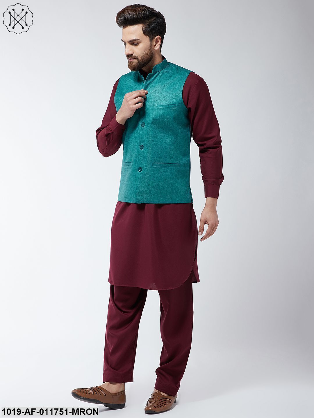 Men's Cotton Blend Maroon Pathani Kurta Salwar & Peacock Blue Nehrujacket Set