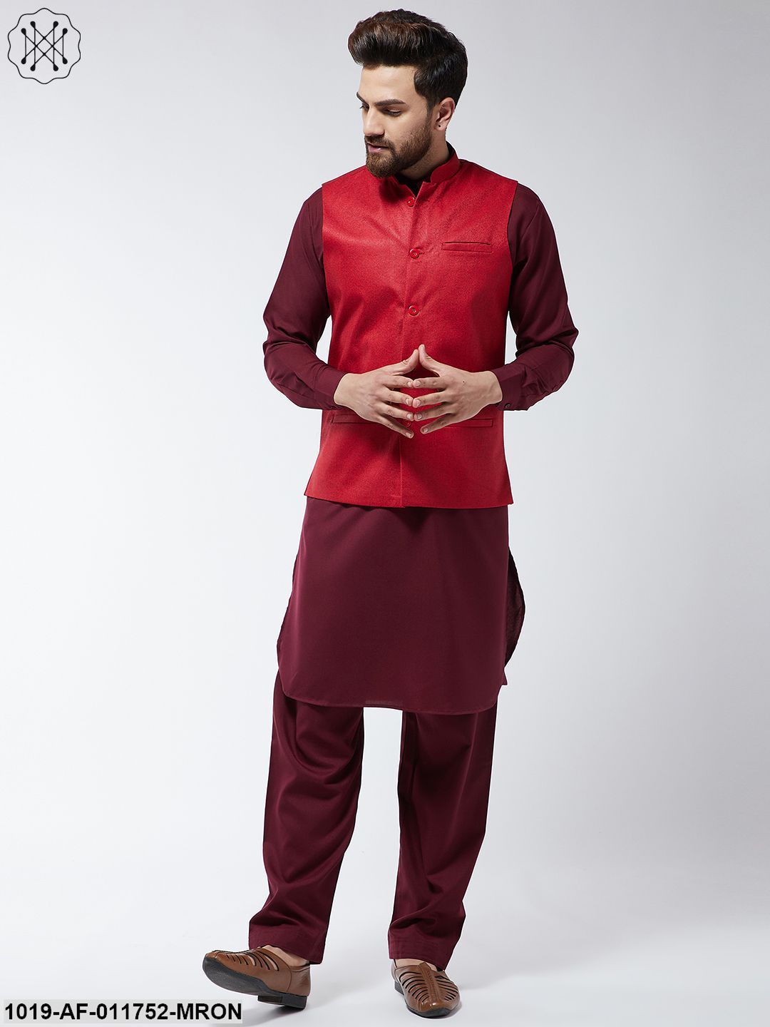 Men's Cotton Blend Maroon Pathani Kurta Salwar & Red Nehrujacket Set