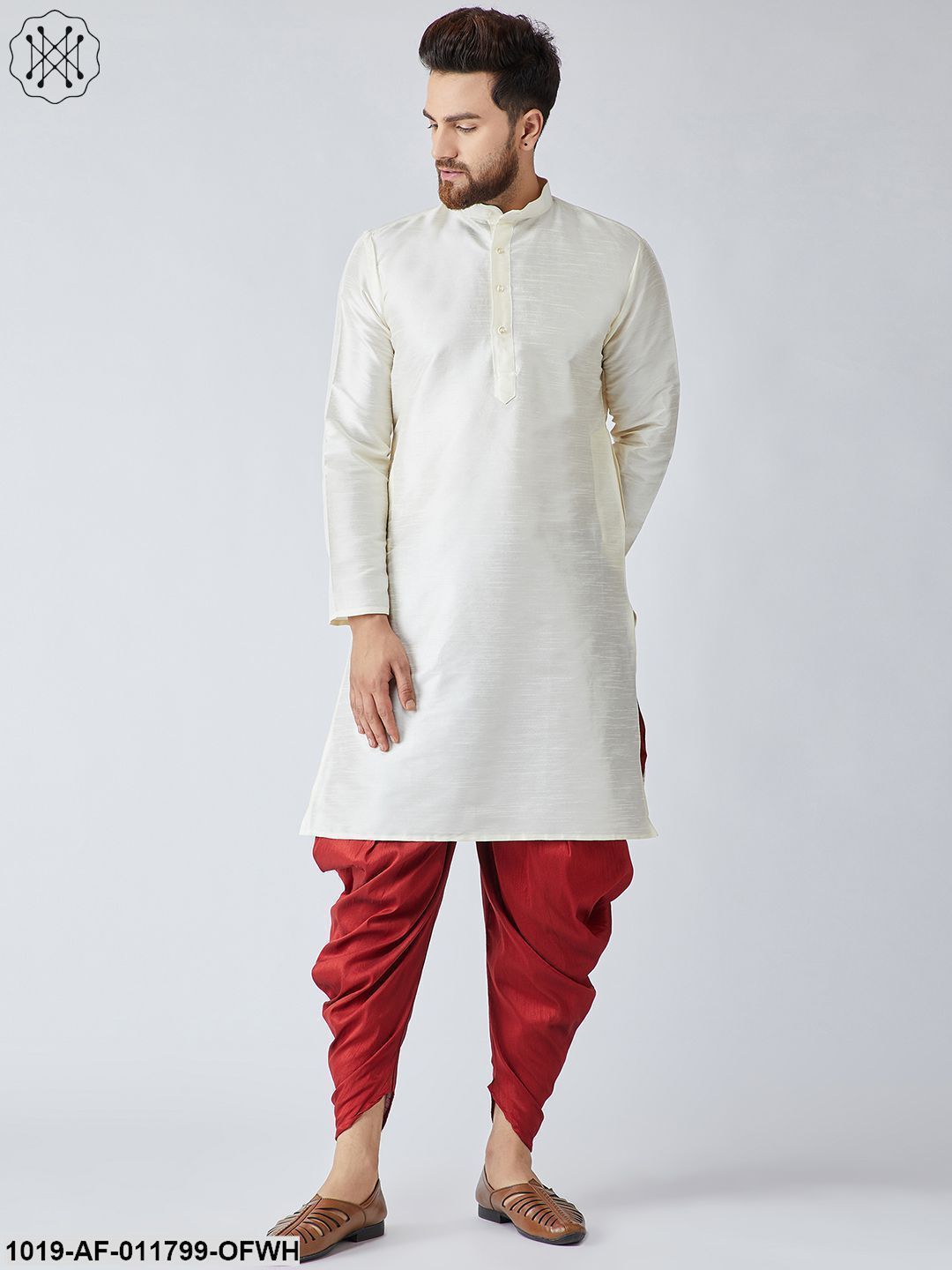 Men's Off-White Silk Kurta And Maroon Harem Pant Set