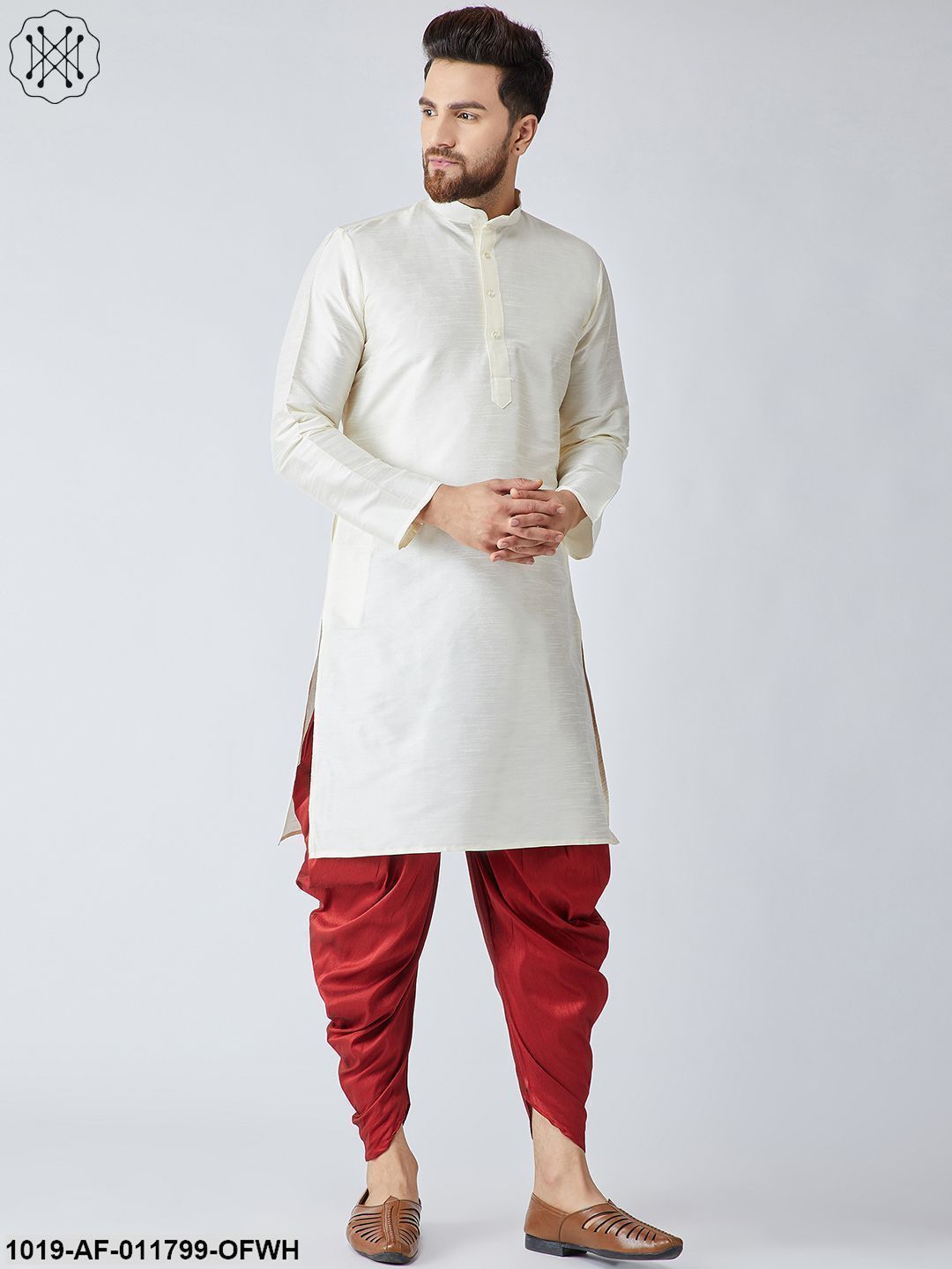 Men's Off-White Silk Kurta And Maroon Harem Pant Set