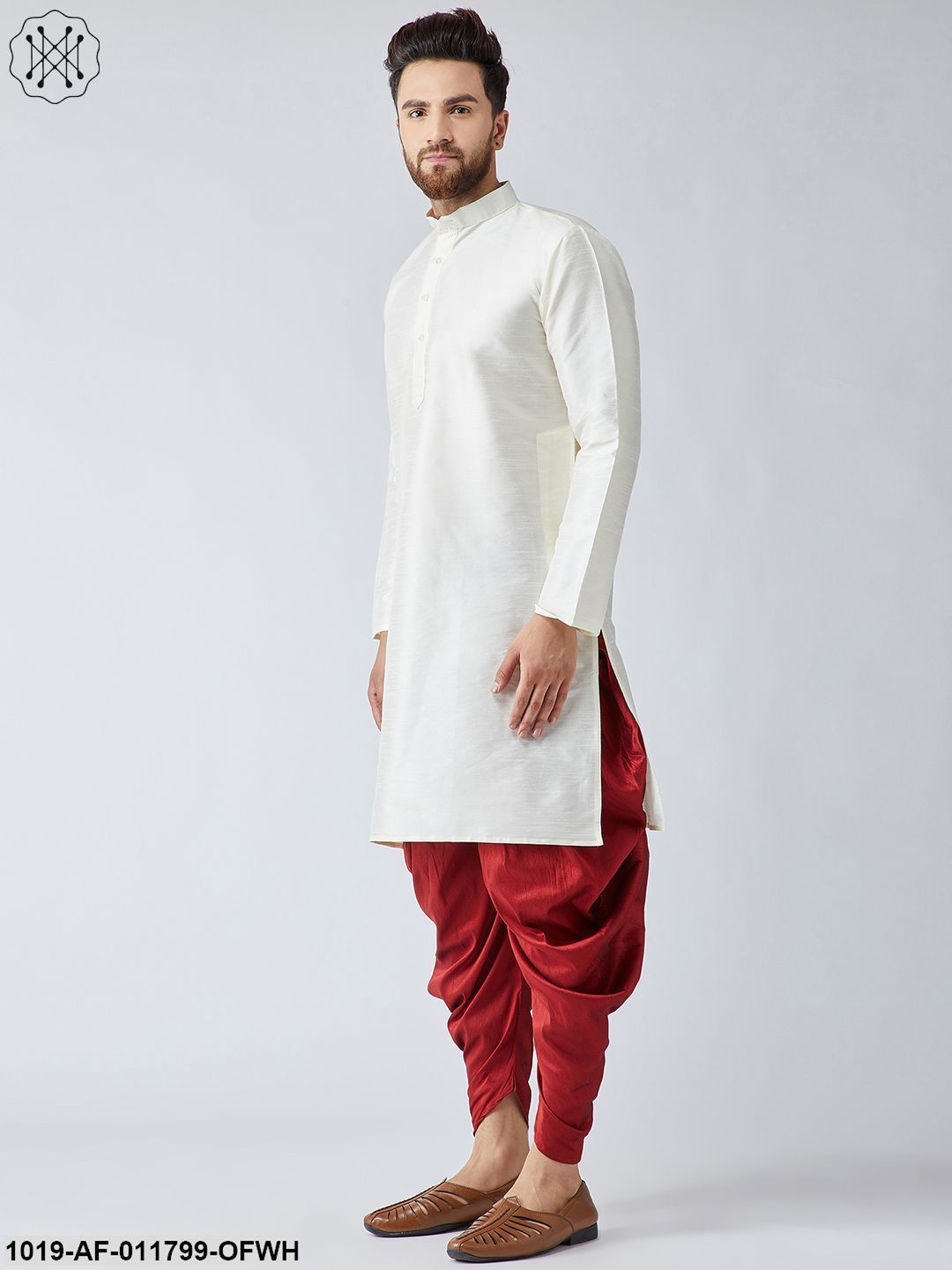 Men's Off-White Silk Kurta And Maroon Harem Pant Set